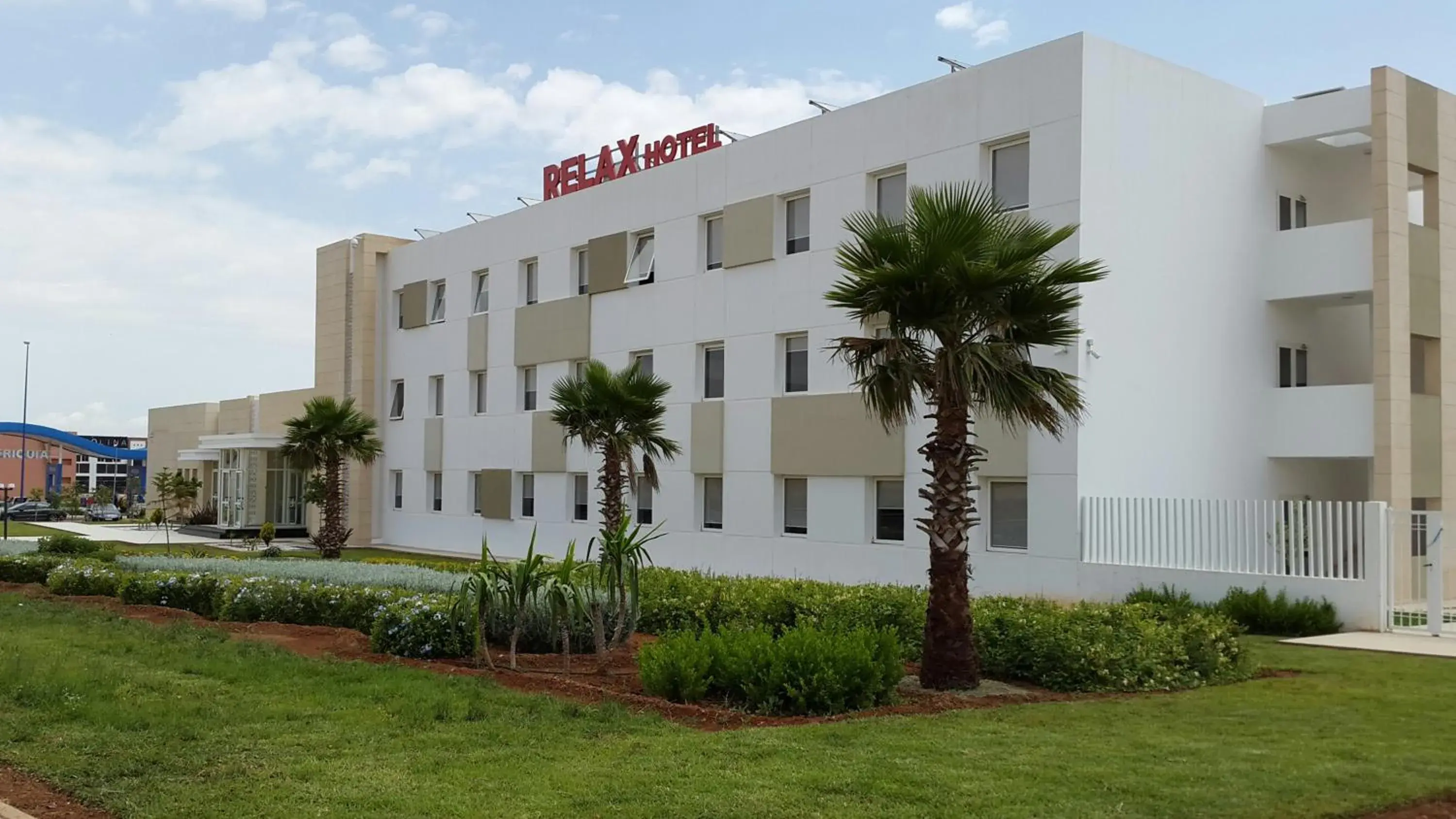 Property building in Relax Hôtel Oujda Property building in Relax Hôtel Oujda