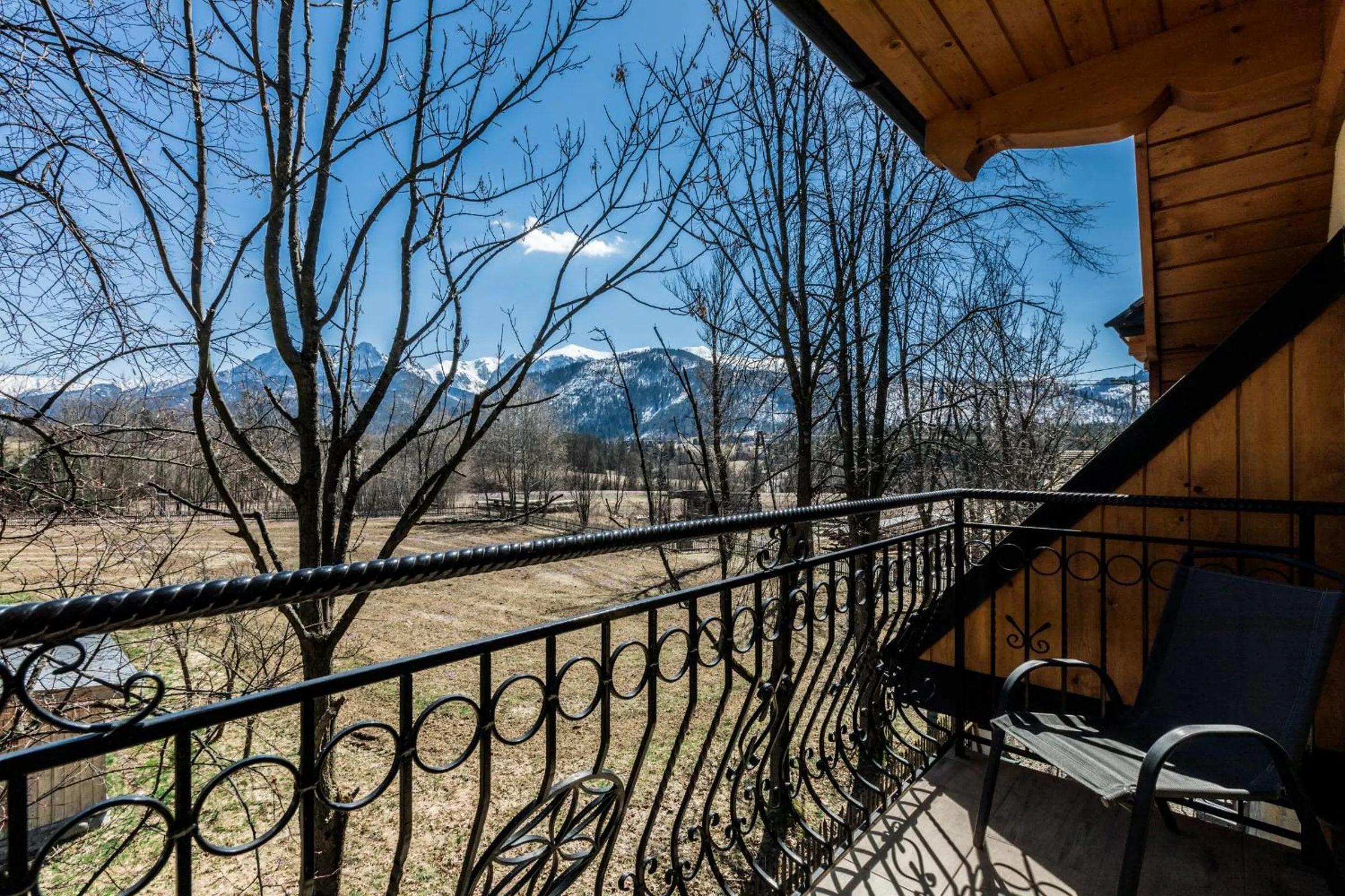 Spring in Dworek pod Giewontem - Jacuzzi & Sauna