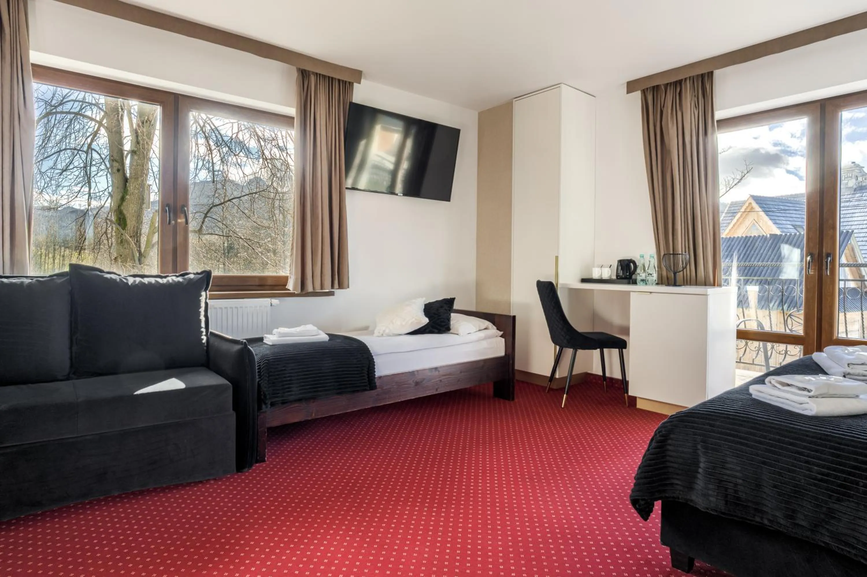 Bed in Dworek pod Giewontem - Jacuzzi & Sauna