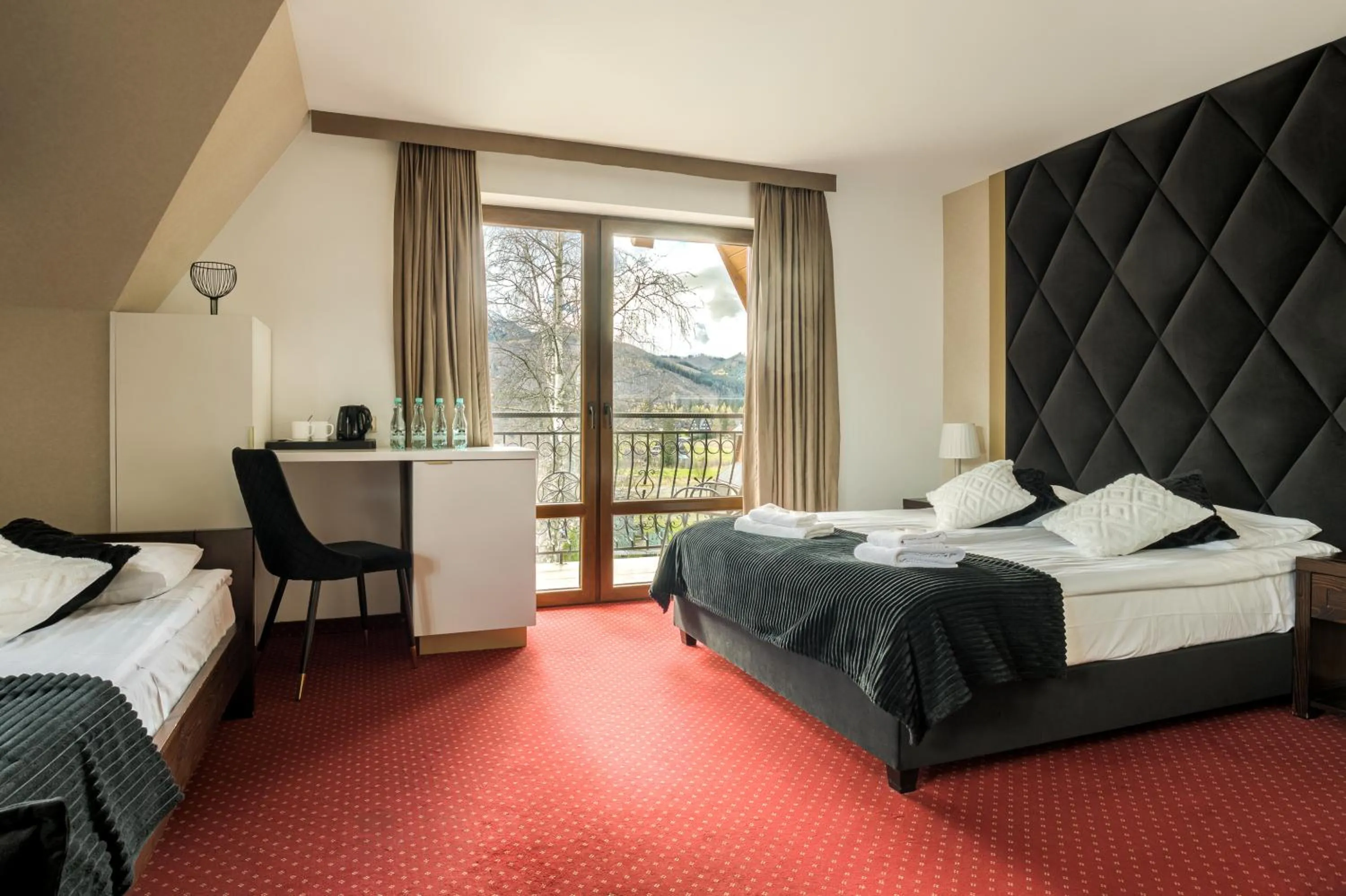 Bed in Dworek pod Giewontem - Jacuzzi & Sauna