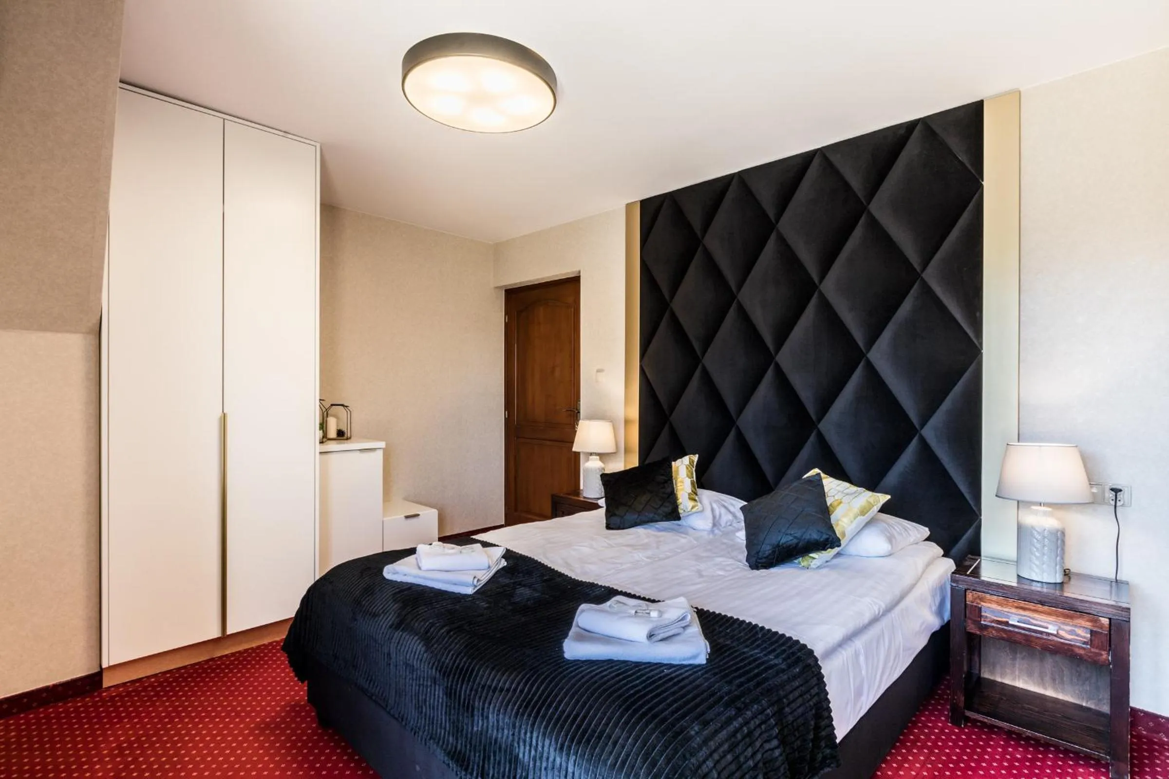 Bed in Dworek pod Giewontem - Jacuzzi & Sauna