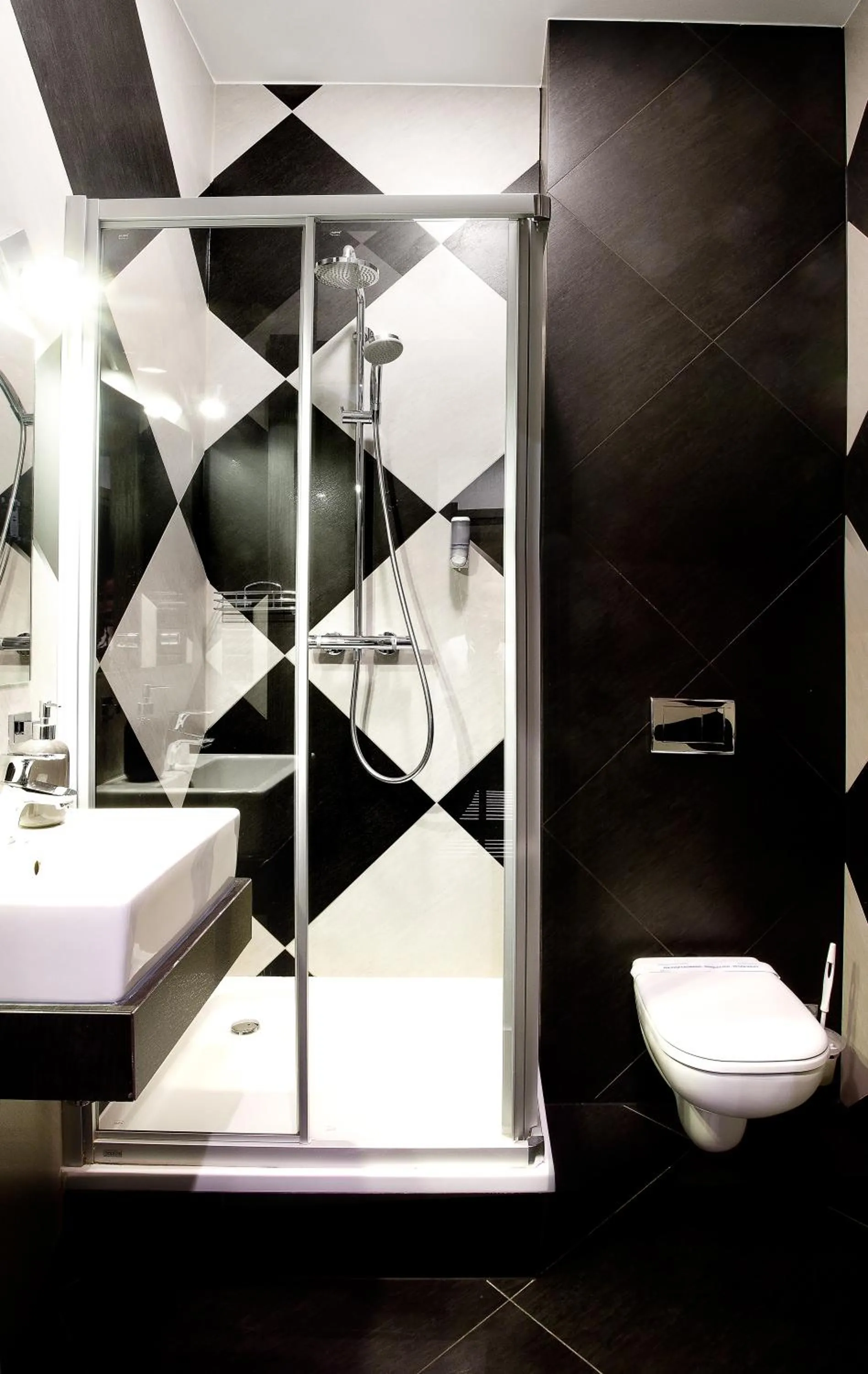 Shower in Hotel Zacisze