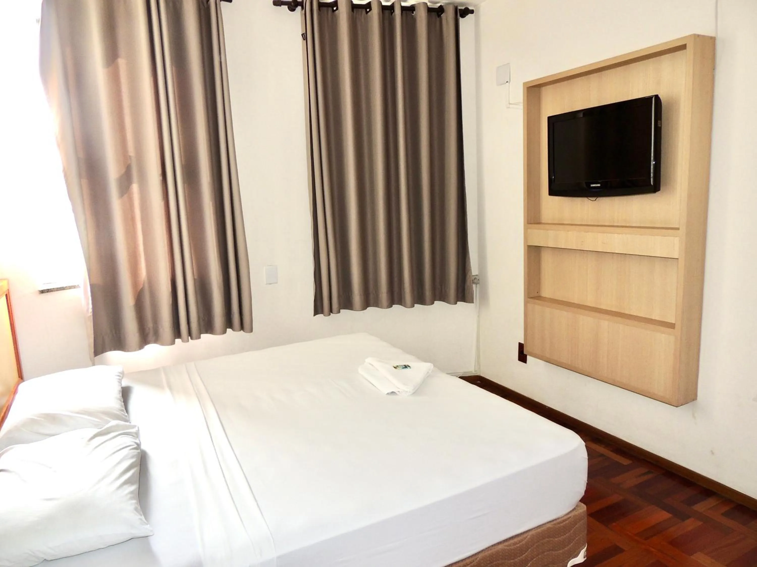 Bedroom, Bed in Pouso Alegre Hotel