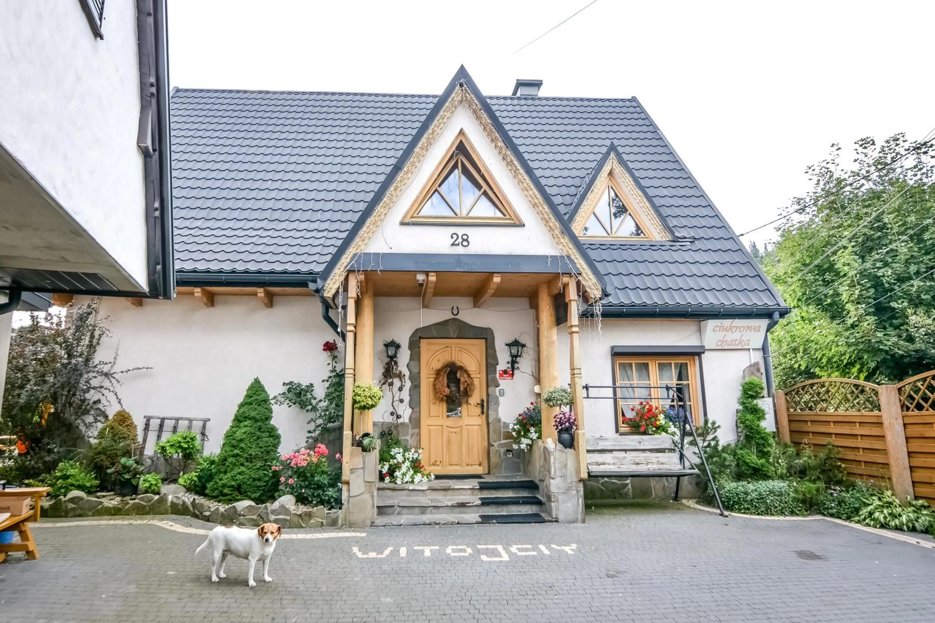 Property building in Ciukrowa Chatka Sauna & Jacuzzi