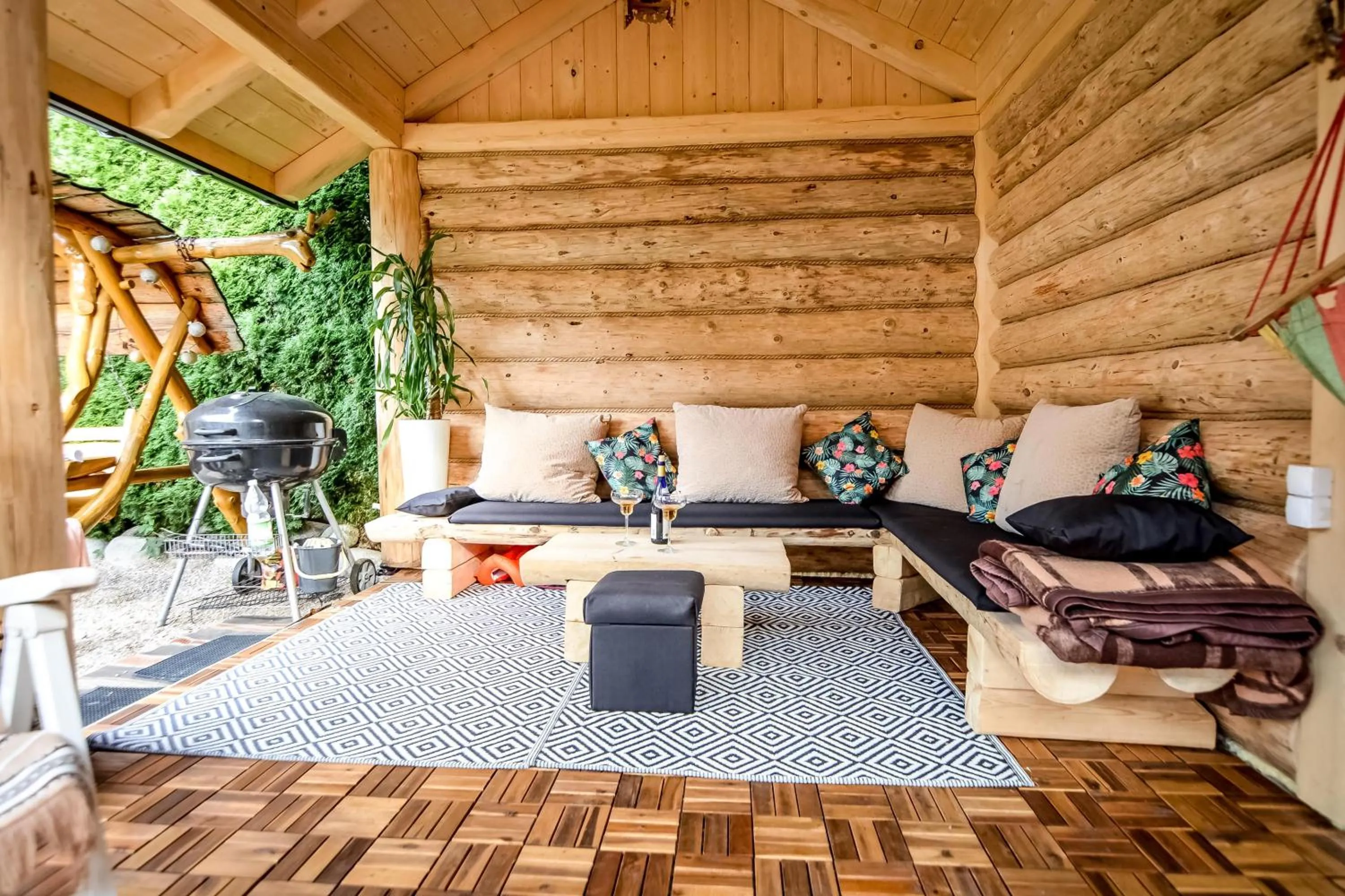 BBQ facilities in Ciukrowa Chatka Sauna & Jacuzzi