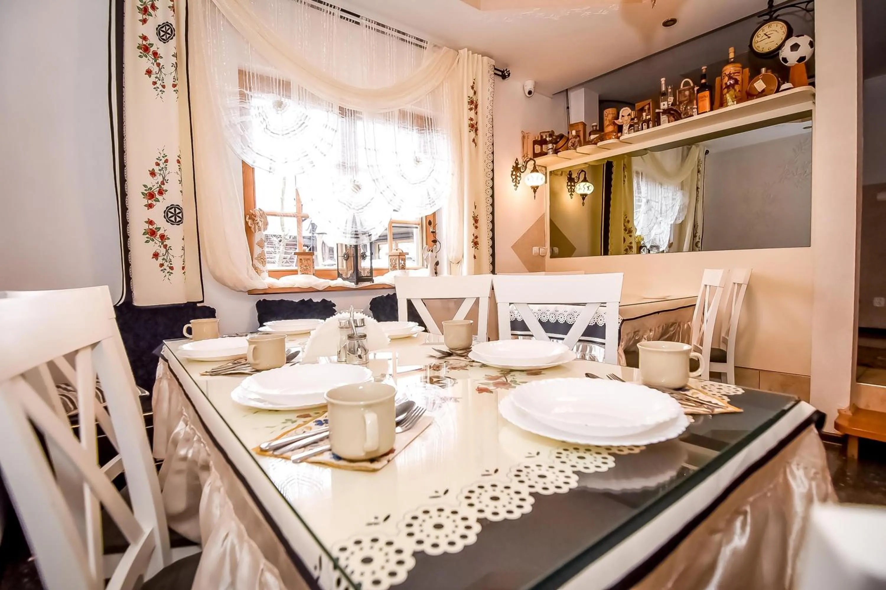 Dining area in Ciukrowa Chatka Sauna & Jacuzzi