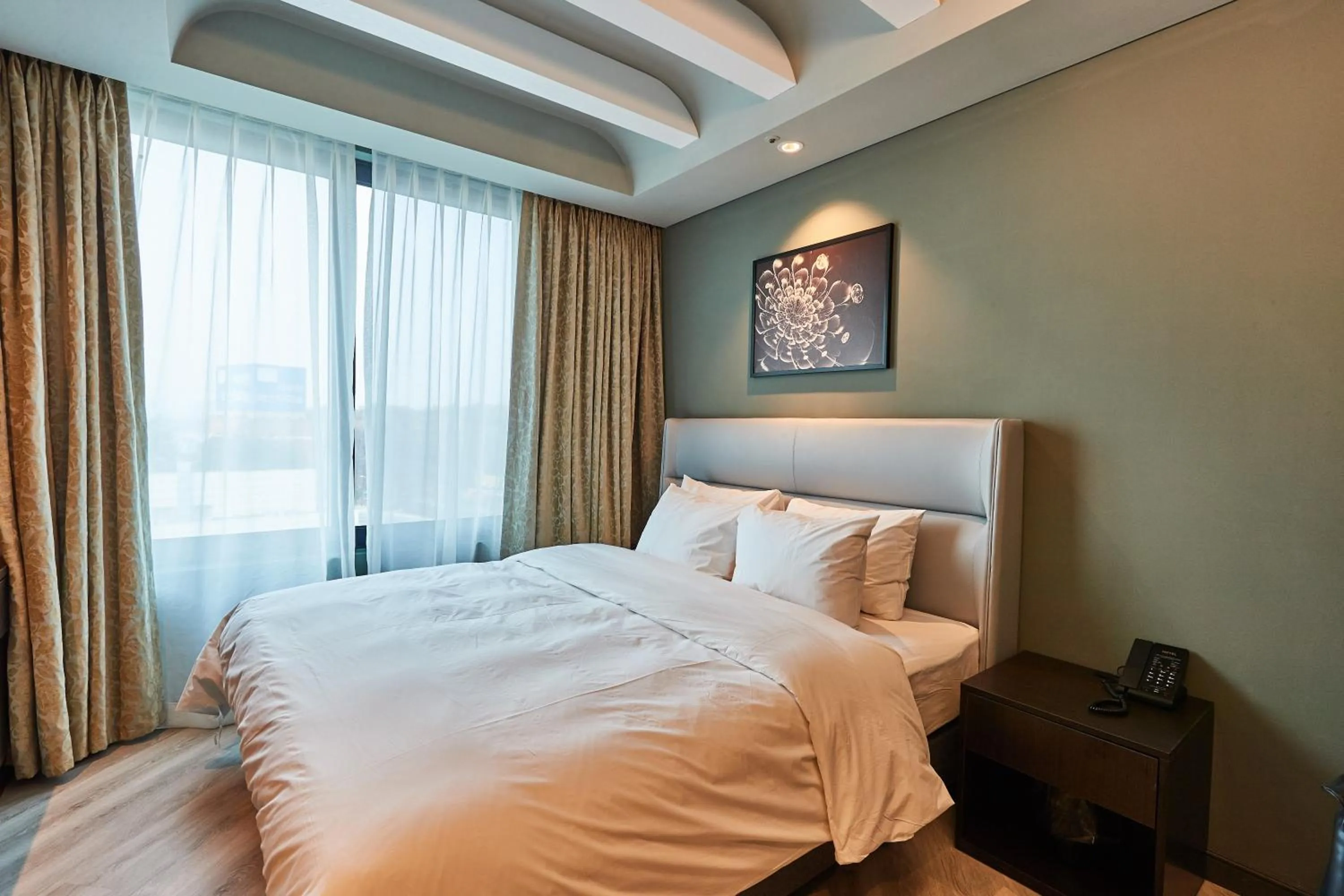 Bed in Suwon Partyz Hotel