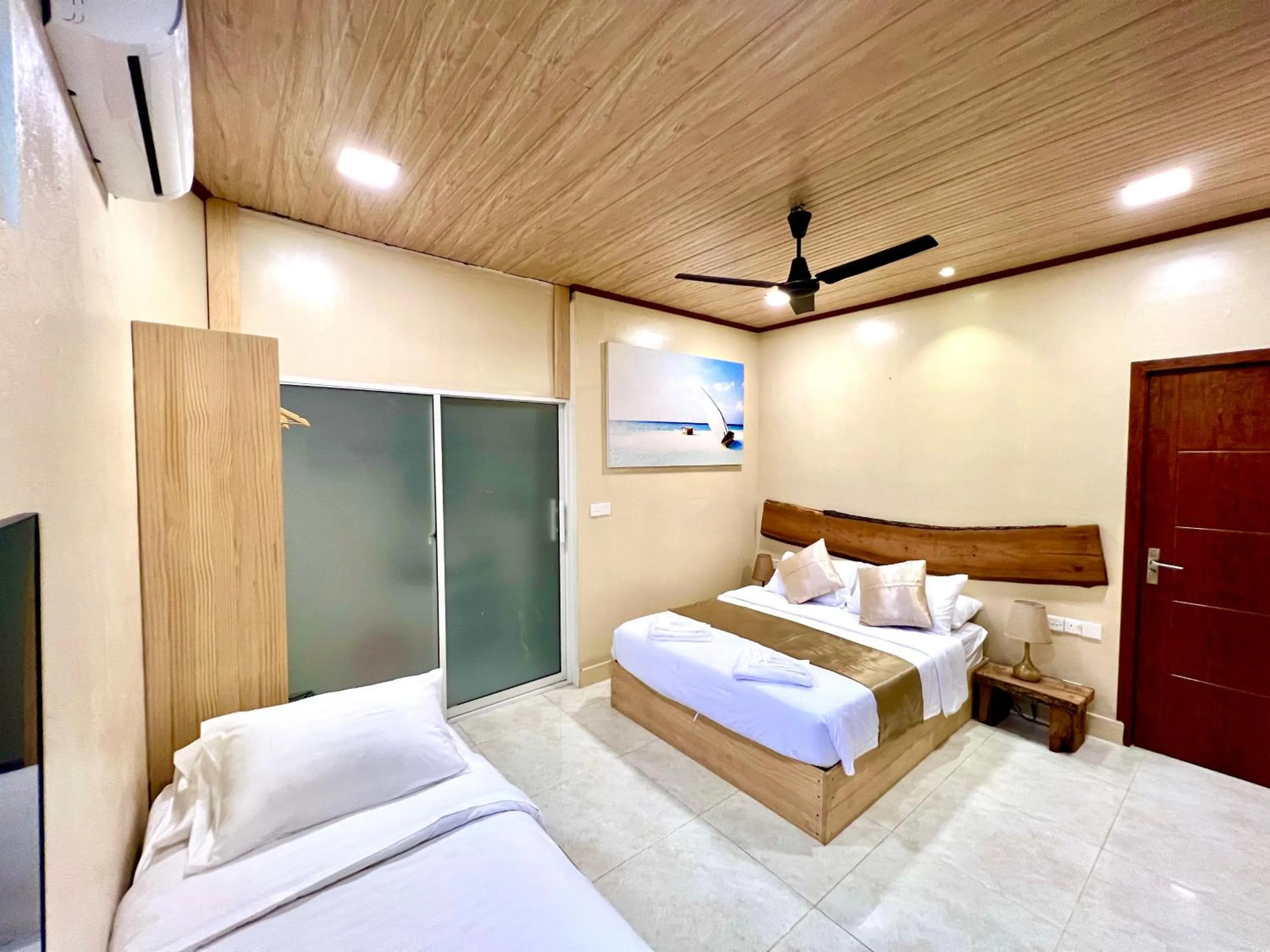 Bed in Holiday Home Dhiffushi