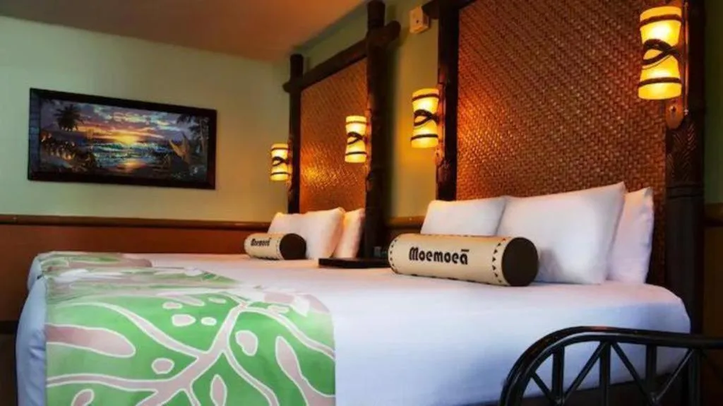 Bed in Disney's Polynesian Village Resort