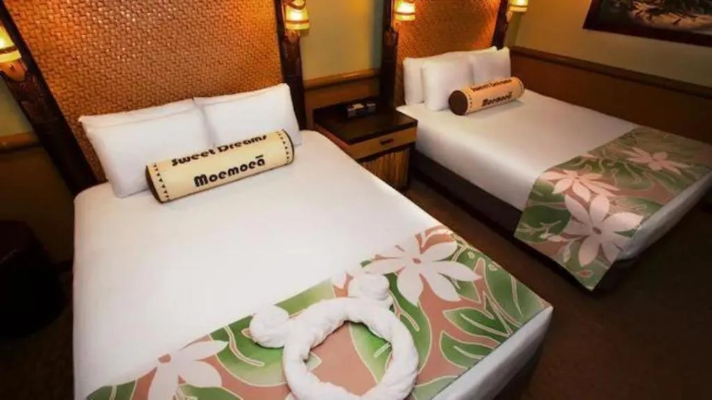 Bed in Disney's Polynesian Village Resort