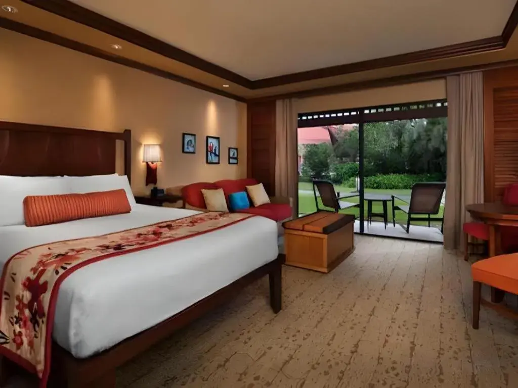 Bed in Disney's Polynesian Village Resort Bed in Disney's Polynesian Village Resort