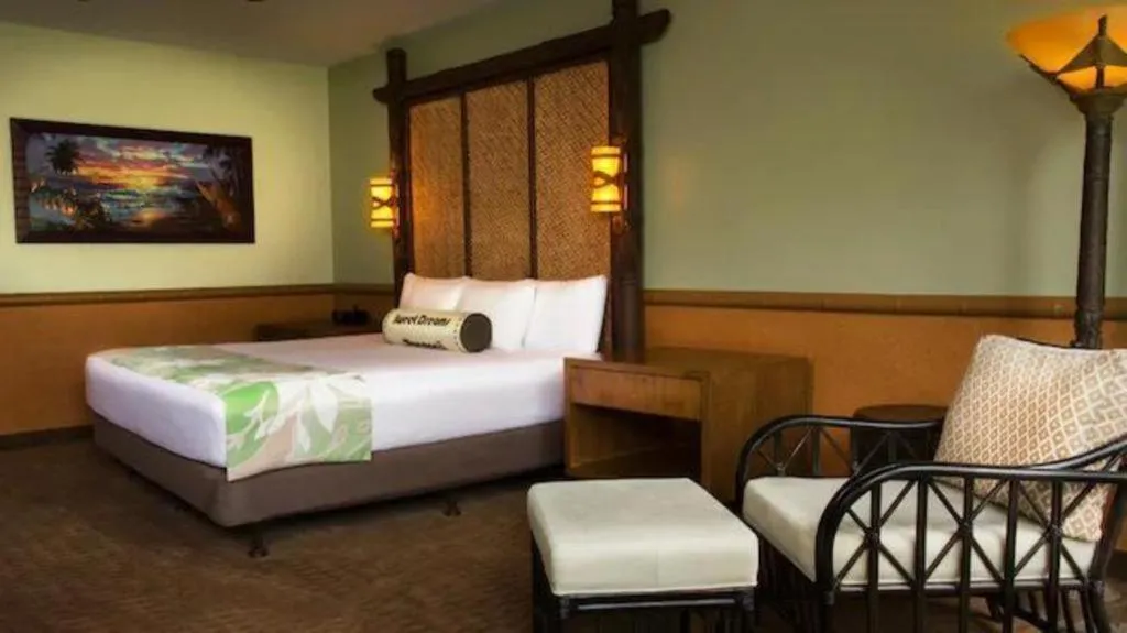 Bed in Disney's Polynesian Village Resort