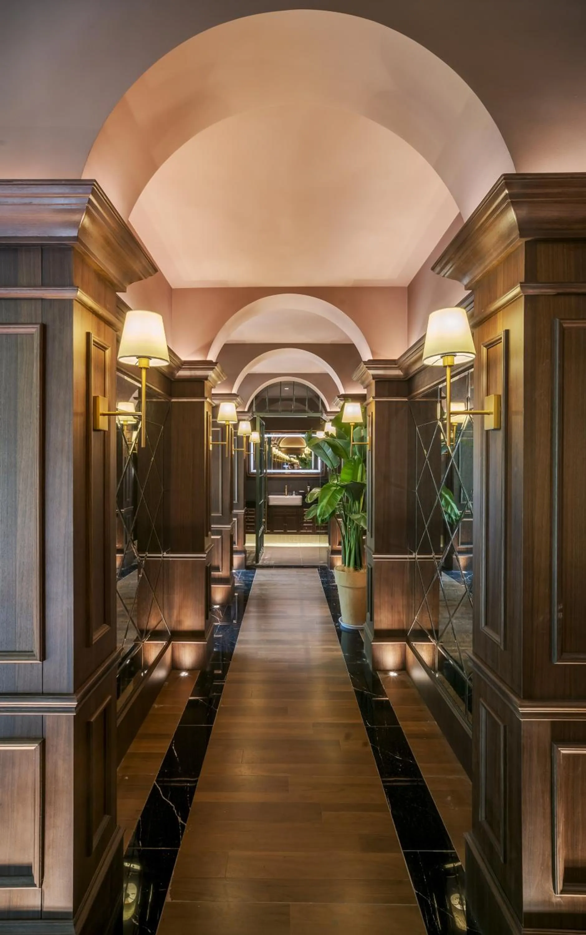 Restaurant/places to eat in Movietel Hangzhou