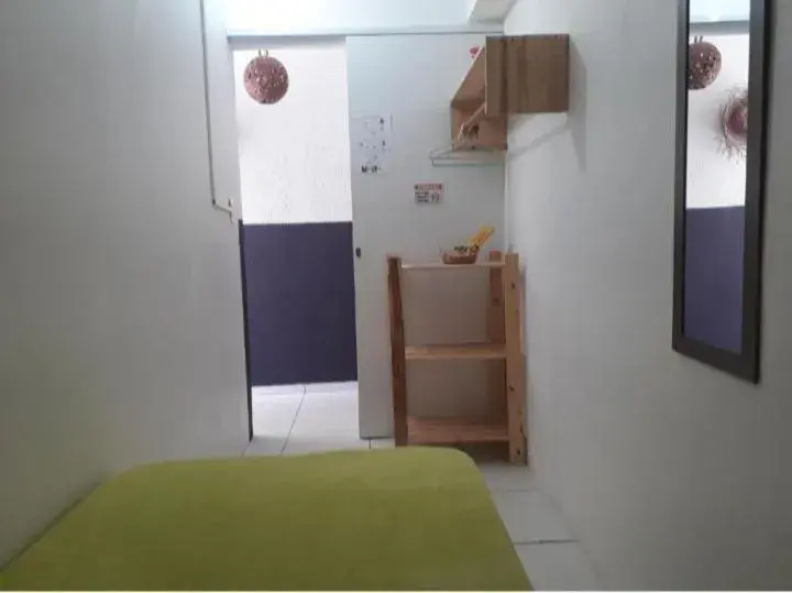 Single Room with Shared Bathroom - single occupancy in Pousada Boneca de Pano Single Room with Shared Bathroom - single occupancy in Pousada Boneca de Pano