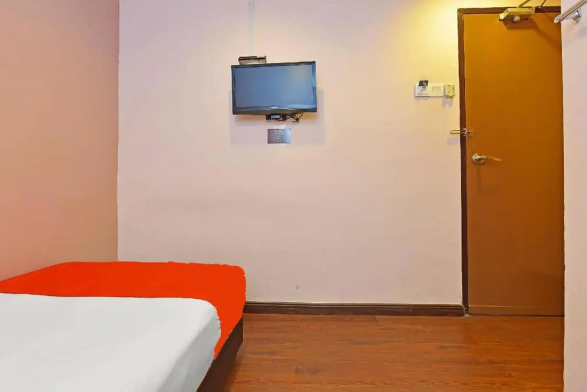 Bed in 98 Hotel Bed in 98 Hotel