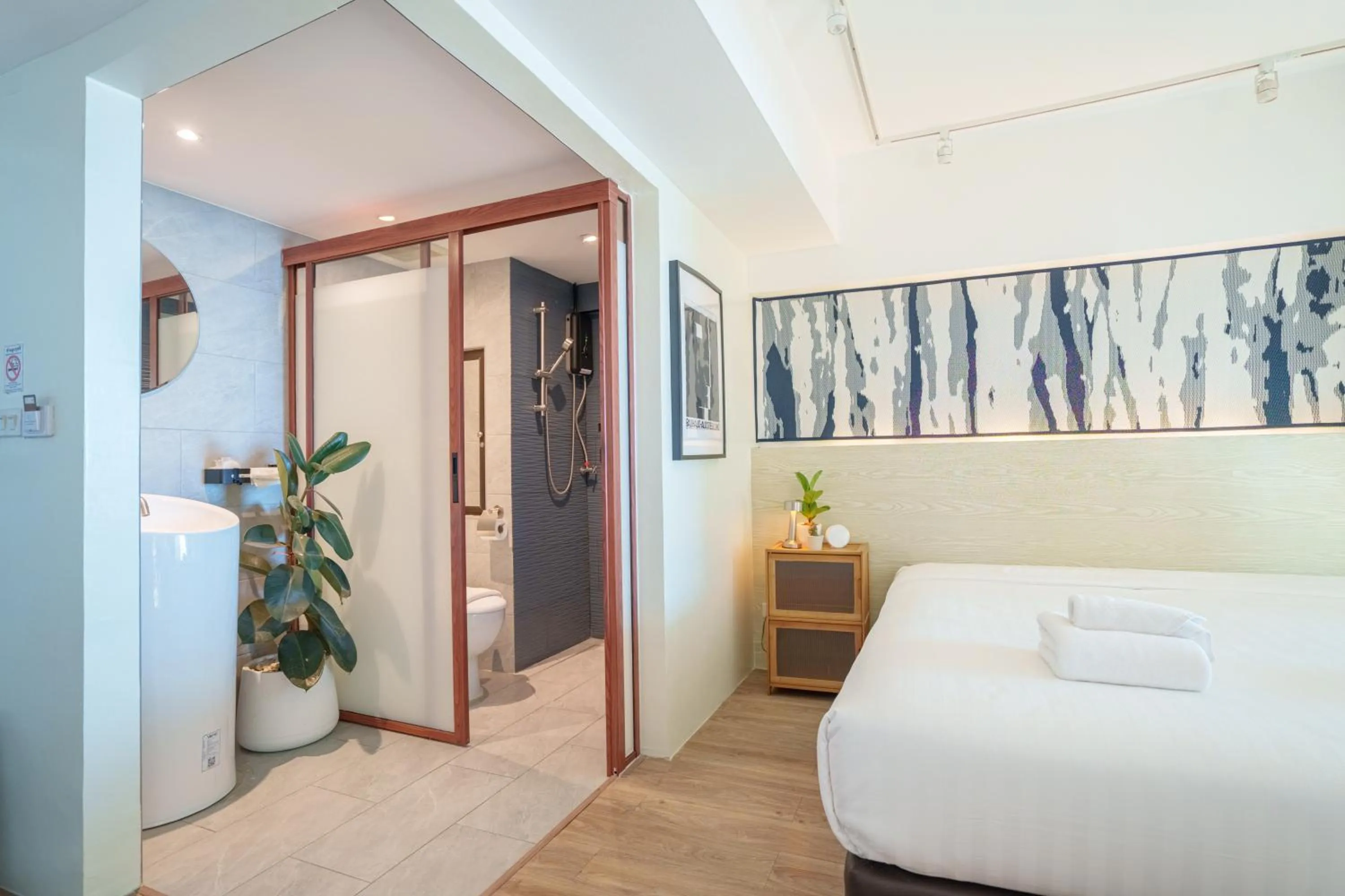 Bed in Gecko EYE Hotel