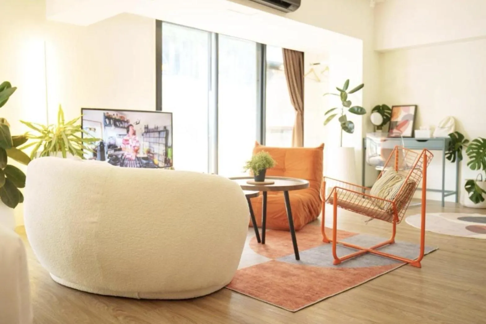Seating area in ZAYN Phrom Phong Hotel