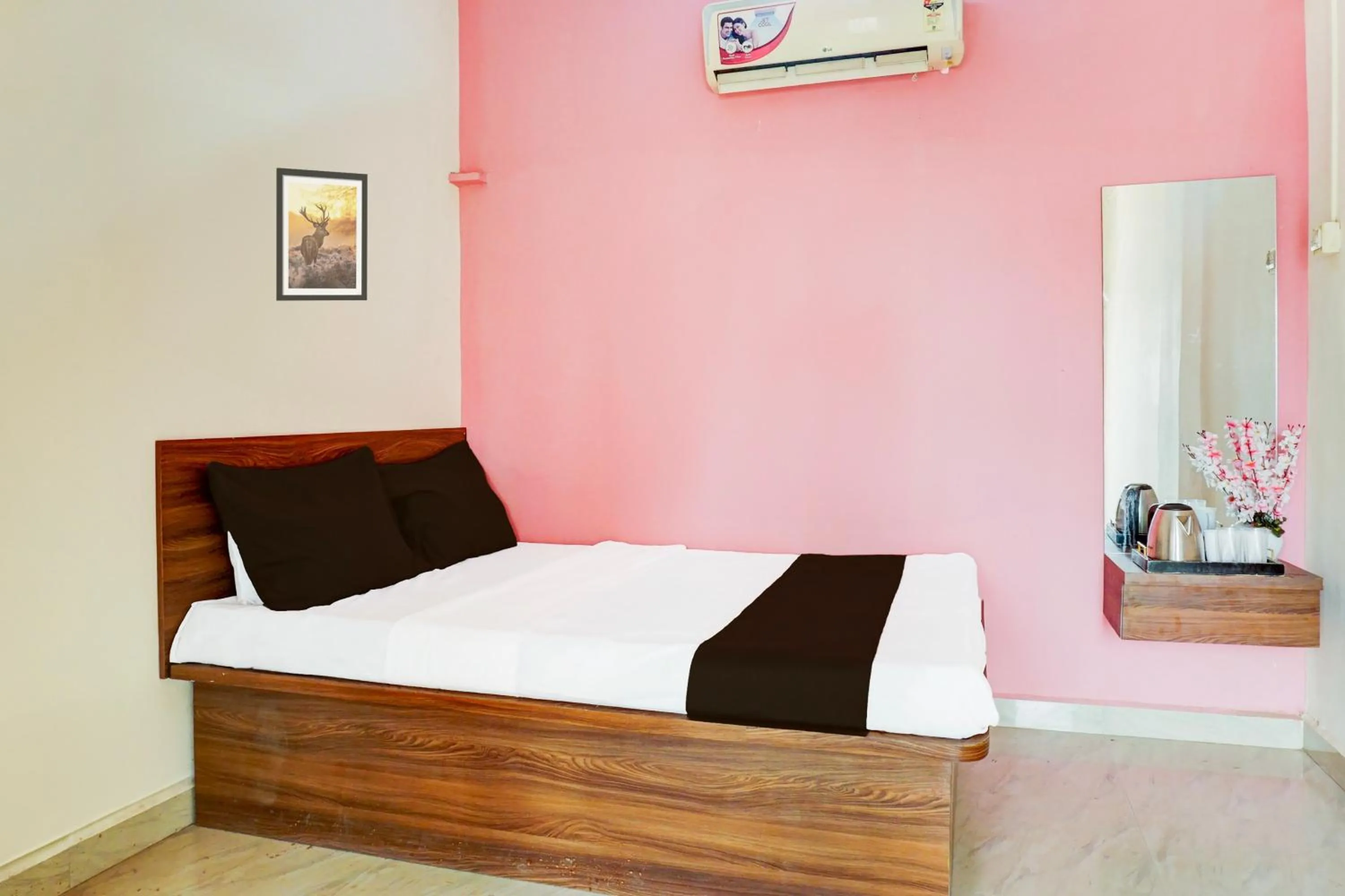Hotel O Samruddhi Executive Lodge