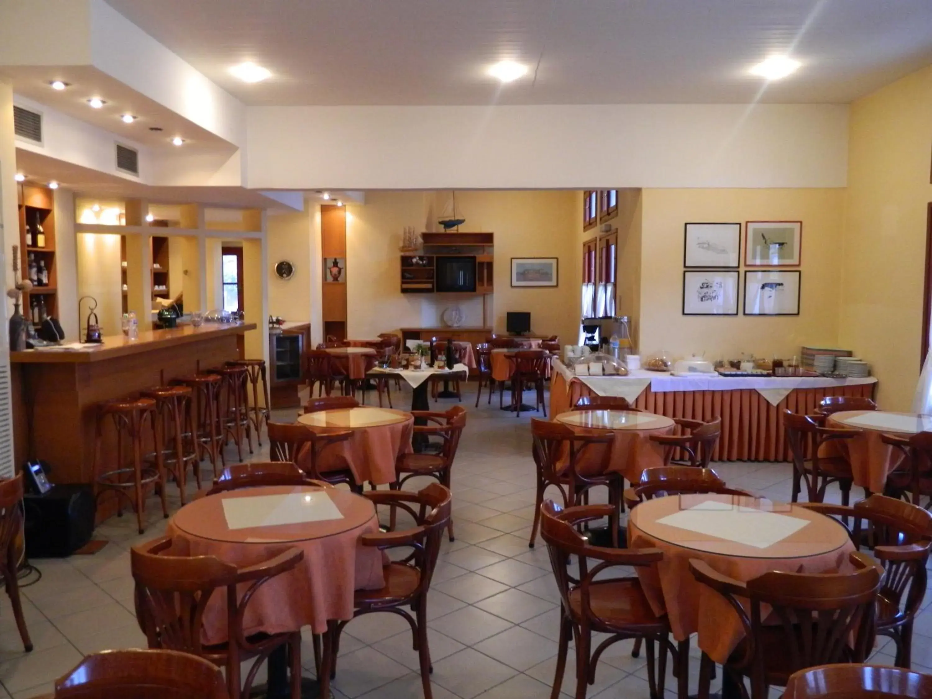 Restaurant/places to eat in The Flower Of Monemvasia Hotel Restaurant/places to eat in The Flower Of Monemvasia Hotel