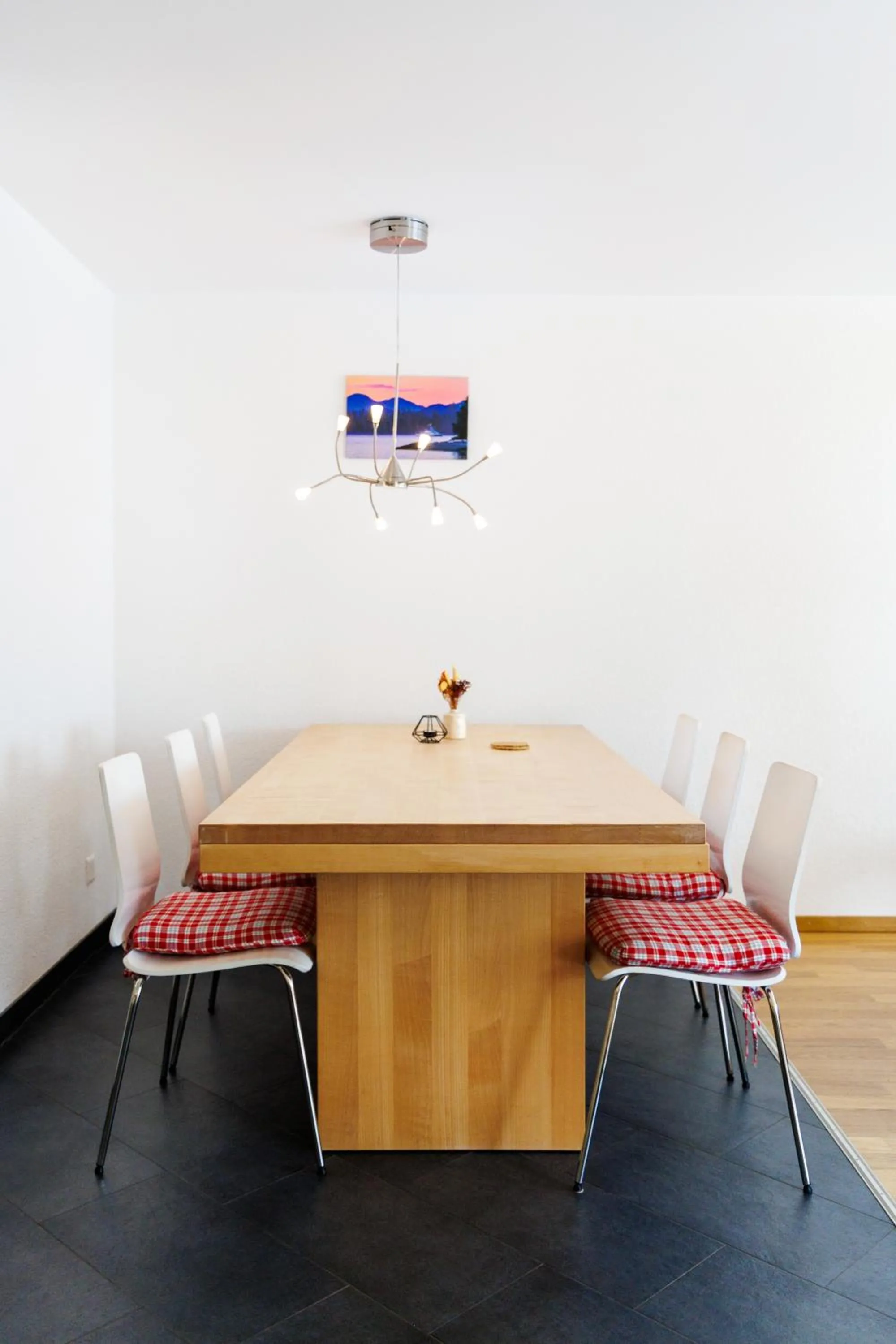 Dining area in Anatas