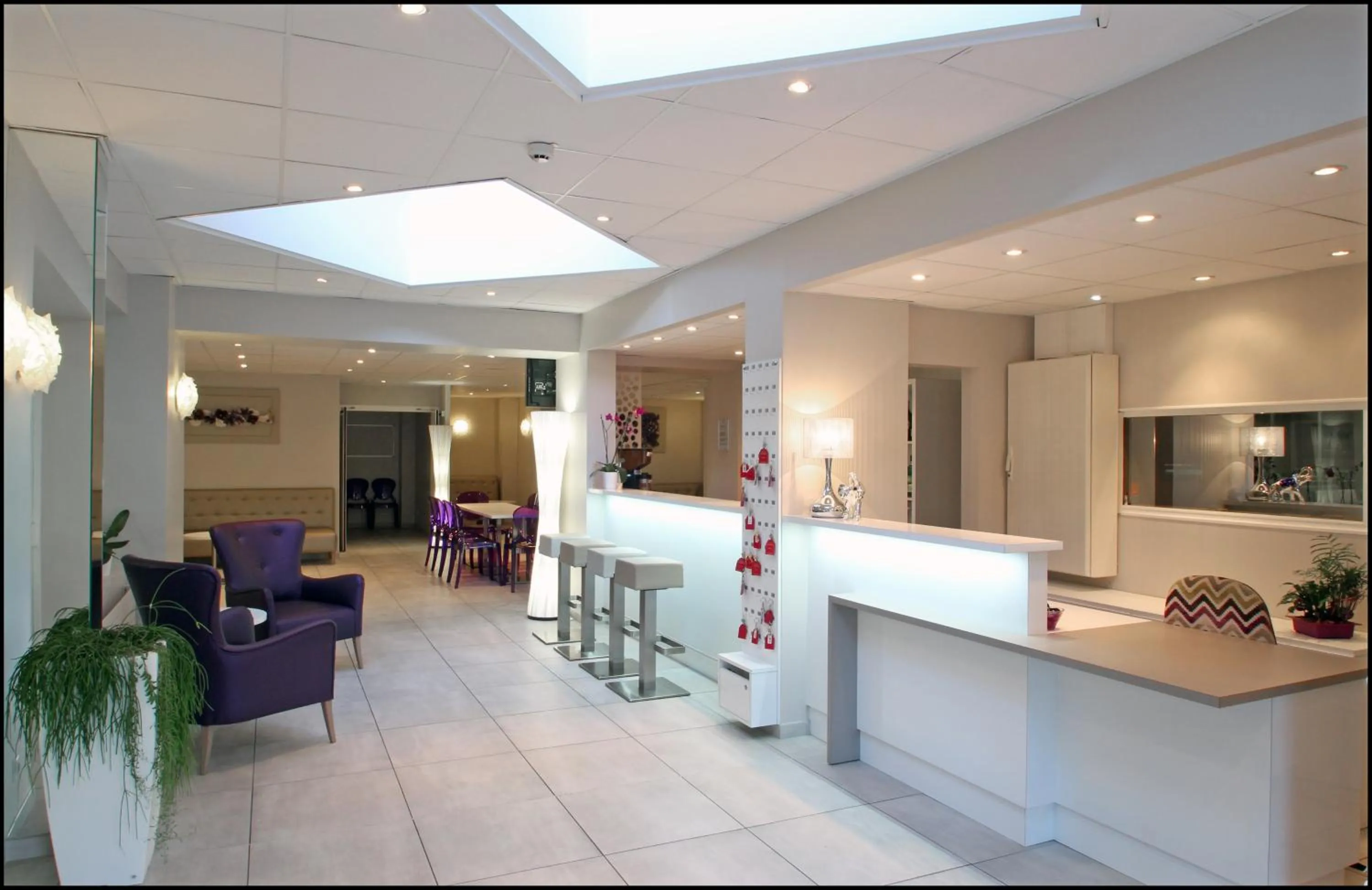 Lobby or reception in Hôtel Peyramale