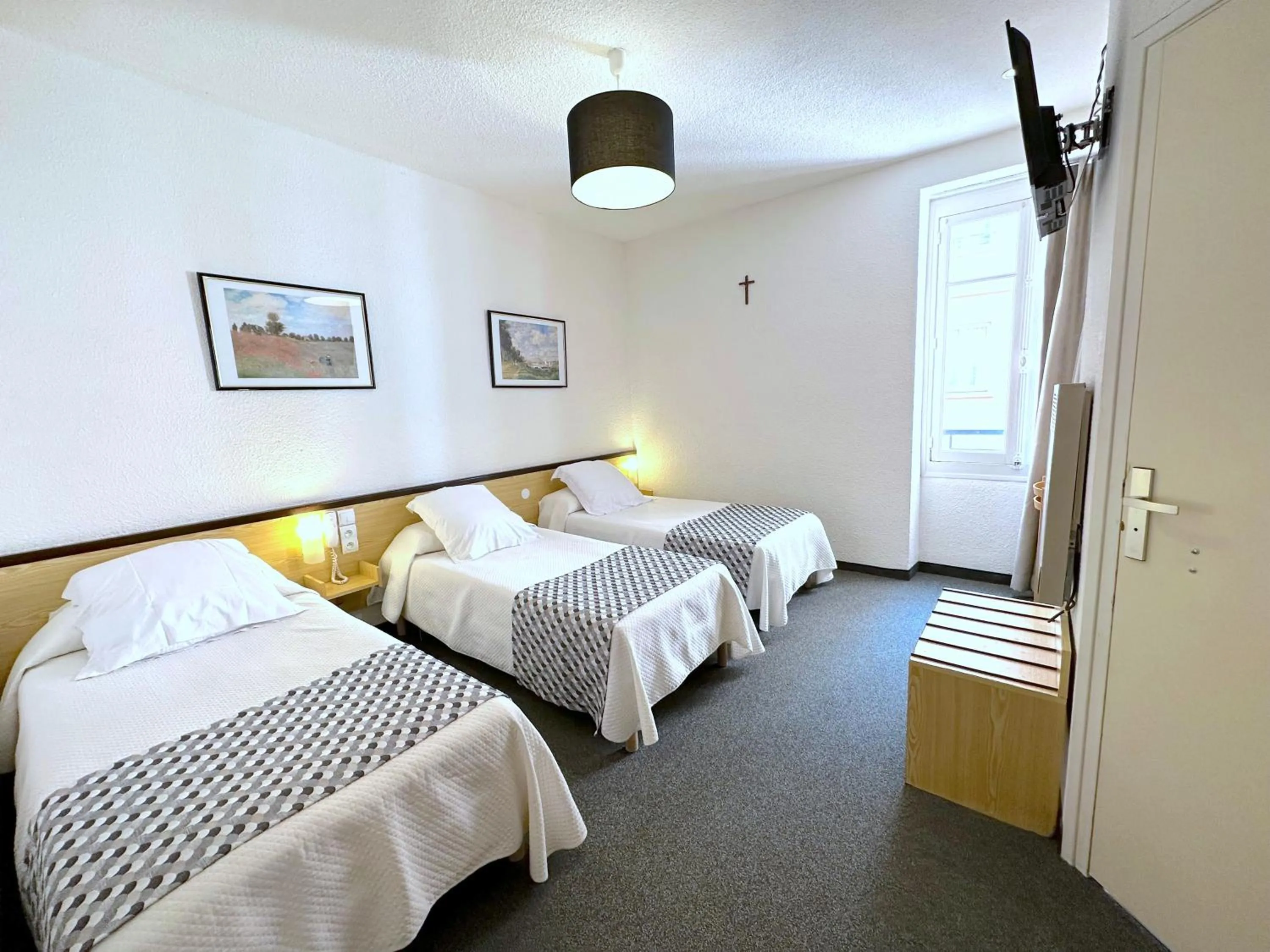 Bed in Hôtel Peyramale