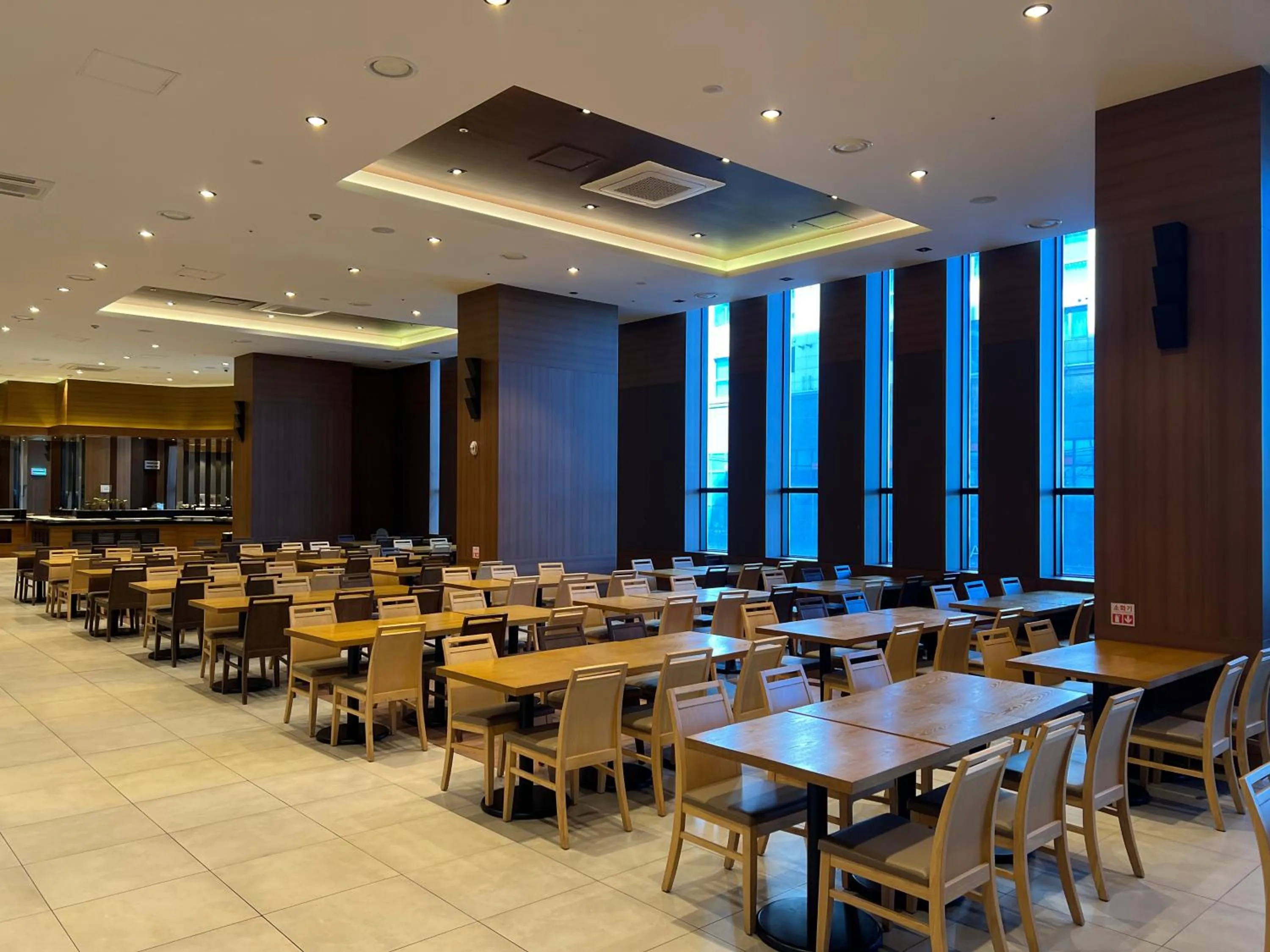 Restaurant/places to eat in Golden Harbor Hotel Pyeongtaek