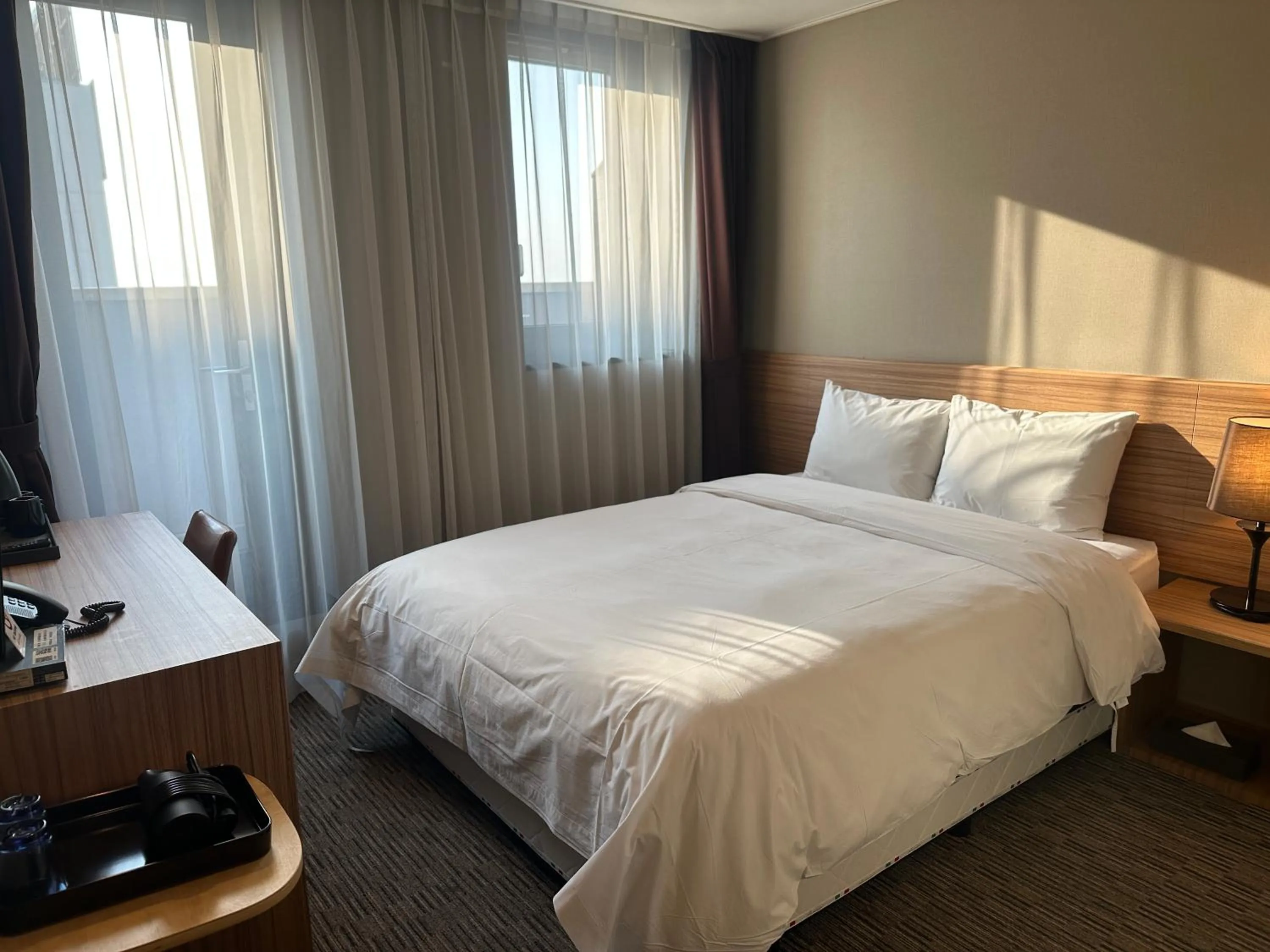 Bed in Golden Harbor Hotel Pyeongtaek