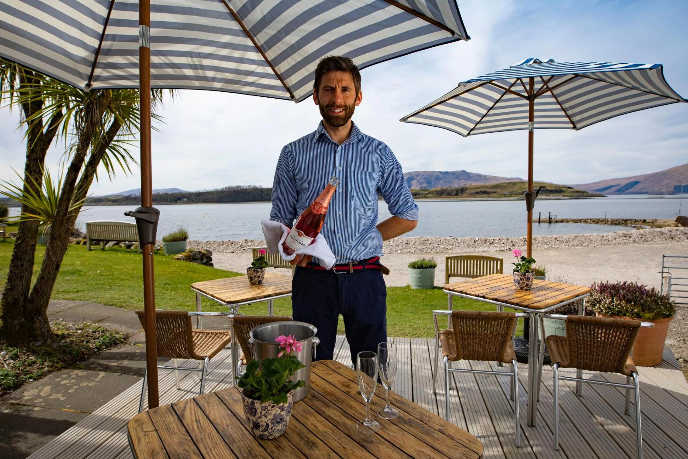 People in The Pierhouse Hotel