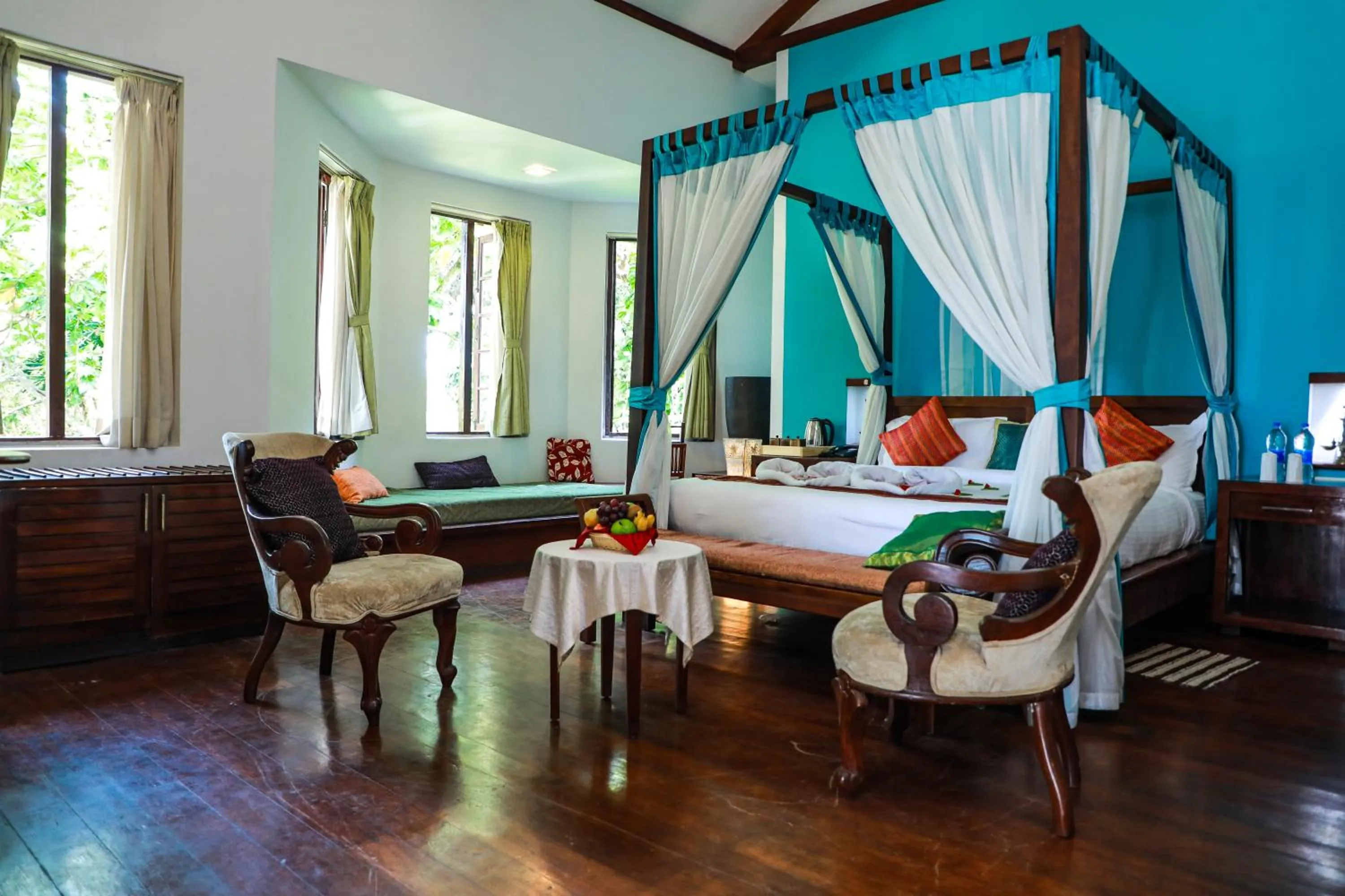 Old Lighthouse Bristow Hotel , Fort Kochi