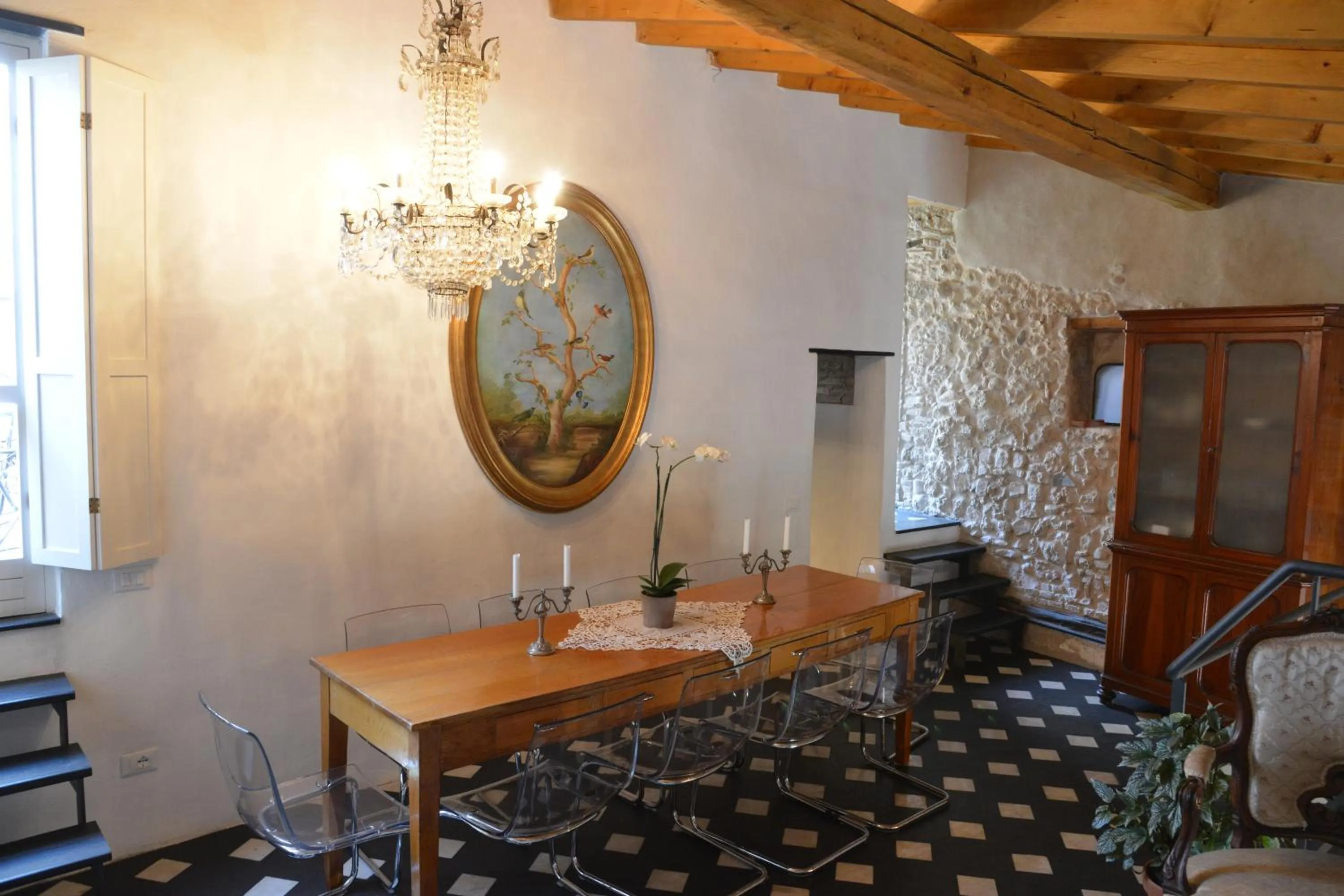 Decorative detail in La Terrazza di Vico Olivi B&B