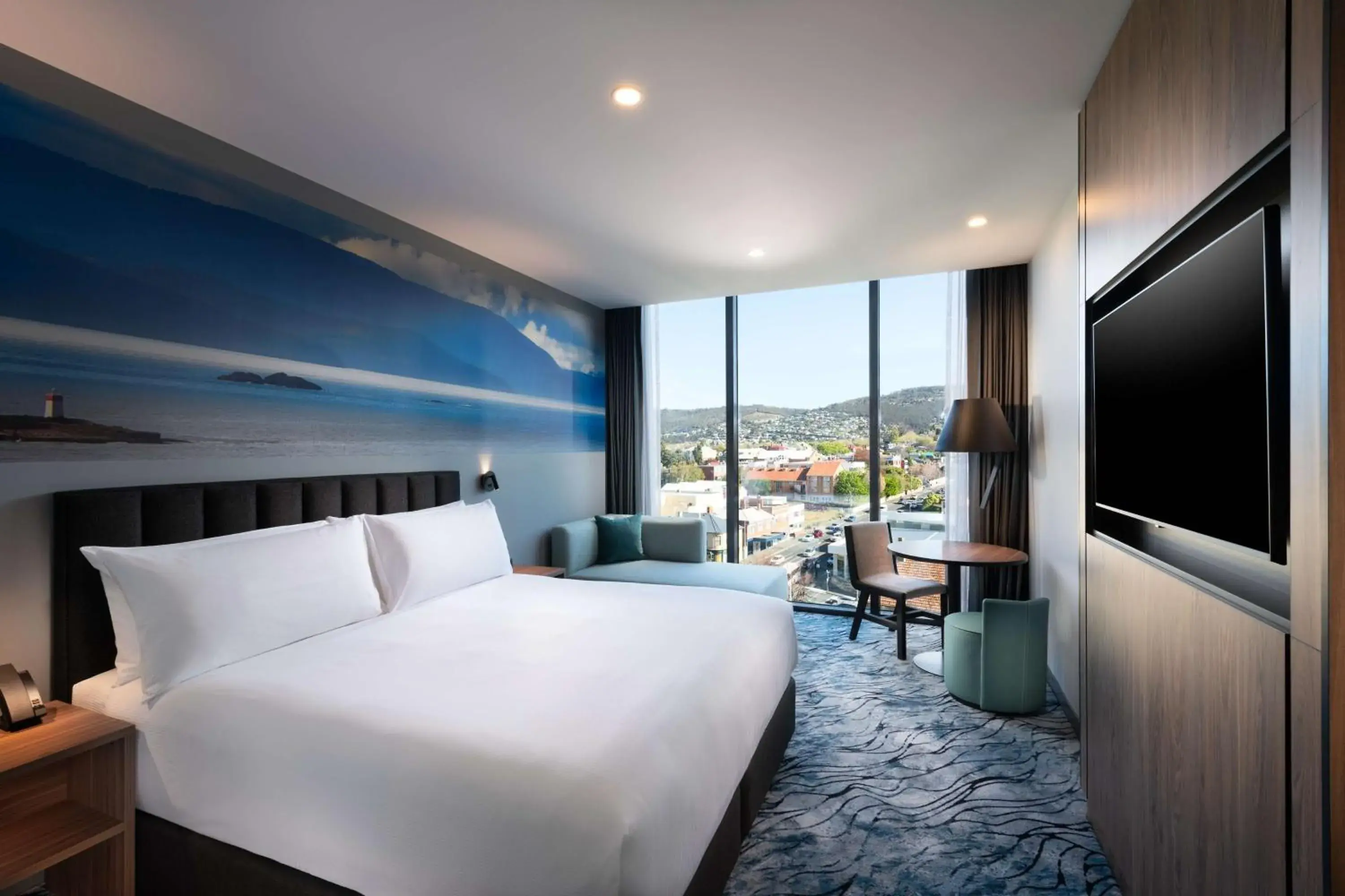 Bed in DoubleTree by Hilton Hobart Bed in DoubleTree by Hilton Hobart