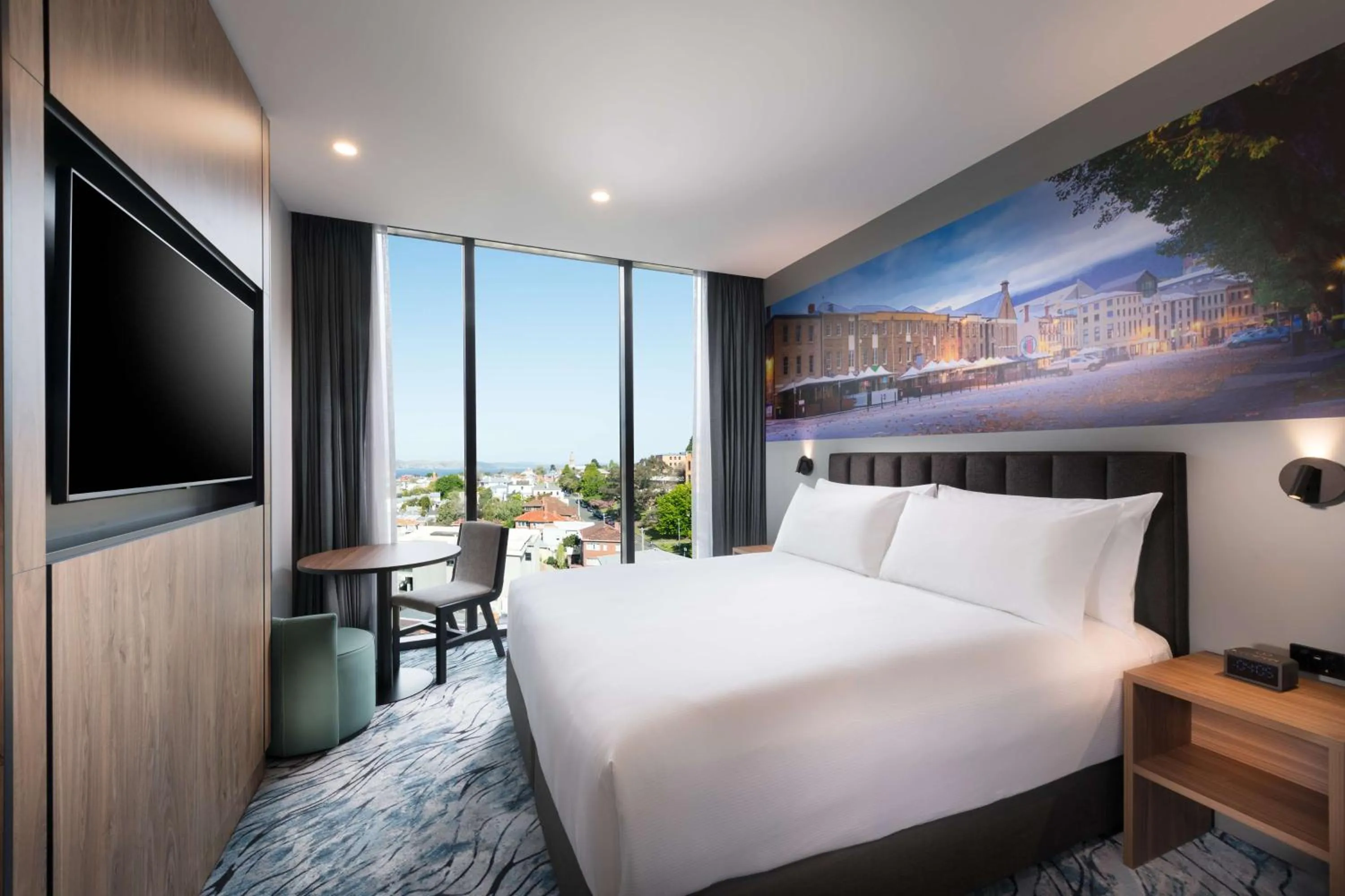 Bed in DoubleTree by Hilton Hobart