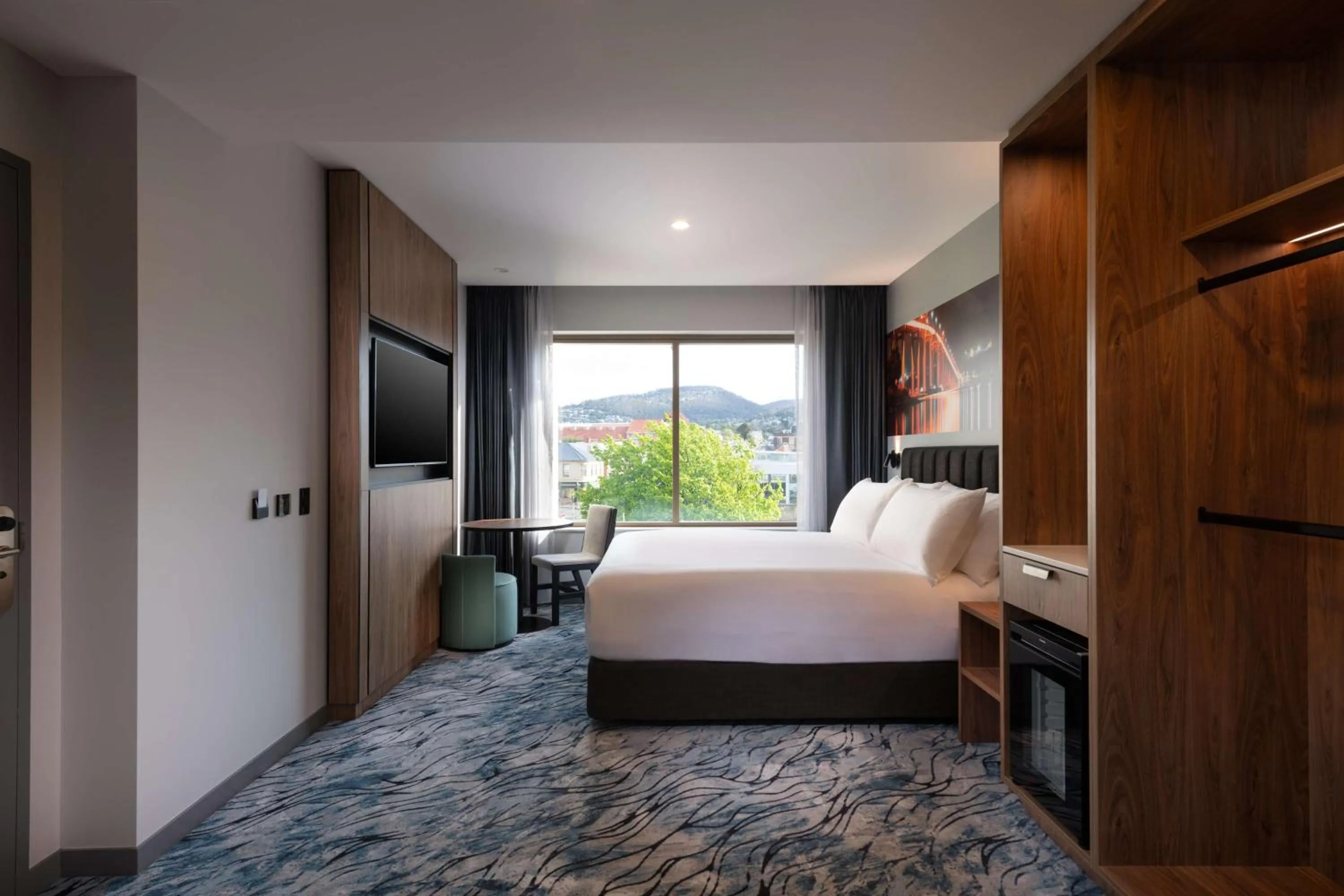 Bed in DoubleTree by Hilton Hobart