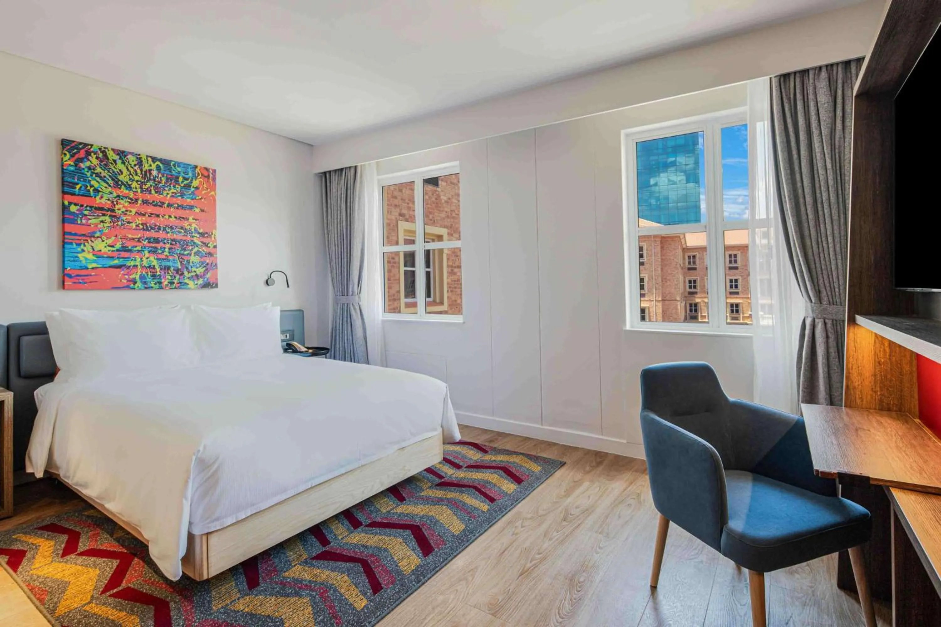 Bed in Hampton By Hilton Sandton Grayston