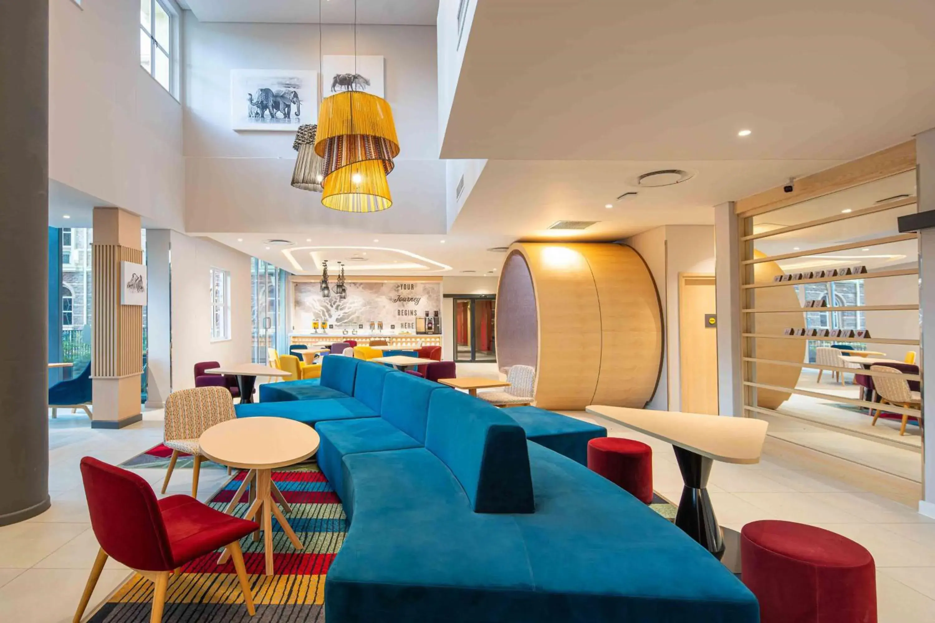 Restaurant/places to eat in Hampton By Hilton Sandton Grayston Restaurant/places to eat in Hampton By Hilton Sandton Grayston