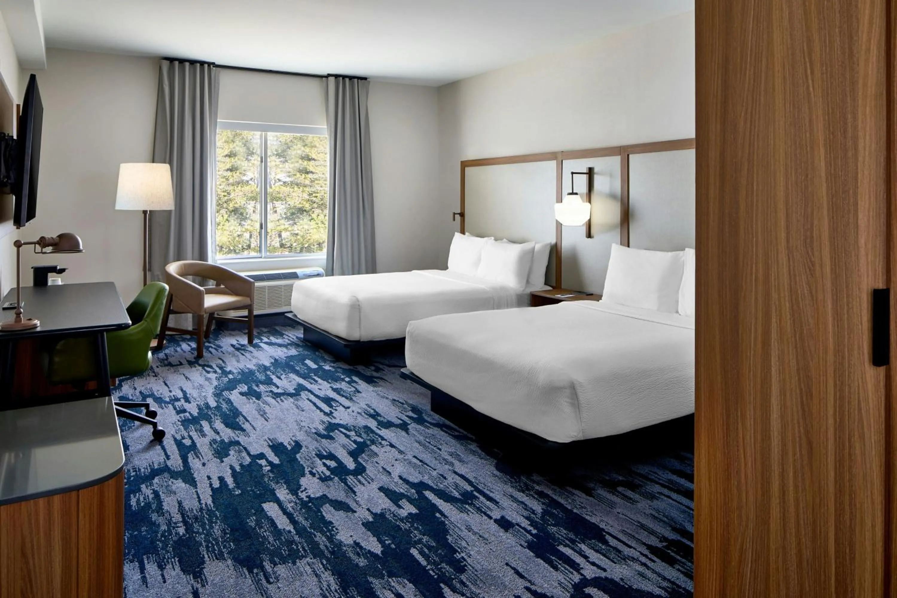 Photo of the whole room, Bed in Fairfield by Marriott Inn & Suites Cornelia