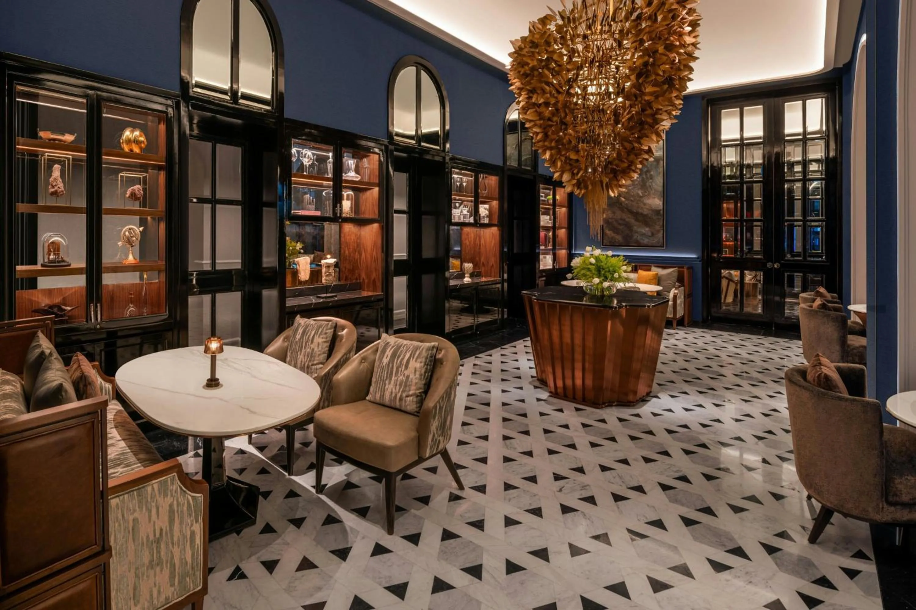 Restaurant/places to eat in The Ritz-Carlton, Bangkok