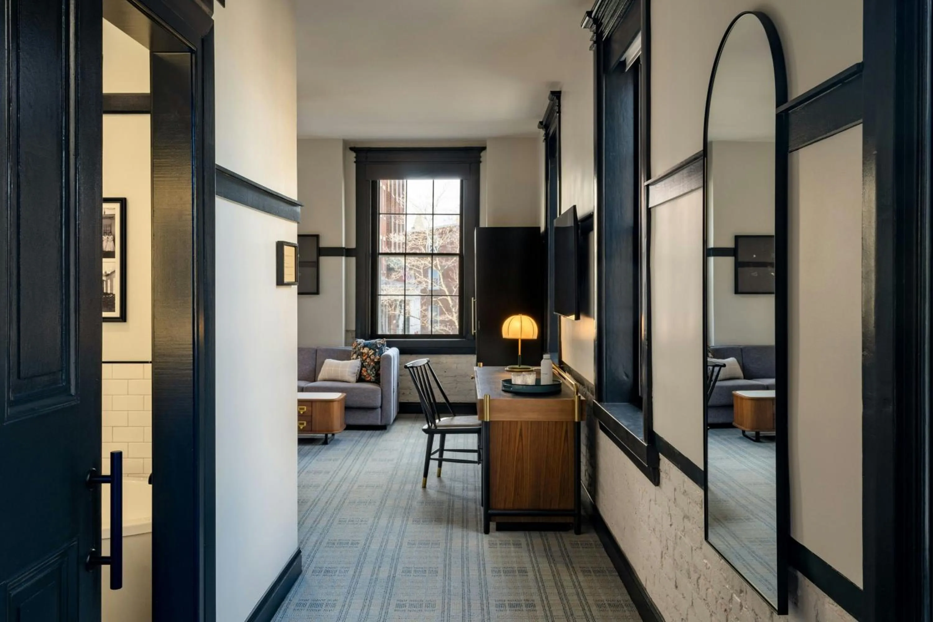 Photo of the whole room, Bed in Visitation Hotel Fredrick, a Tribute Portfolio Hotel