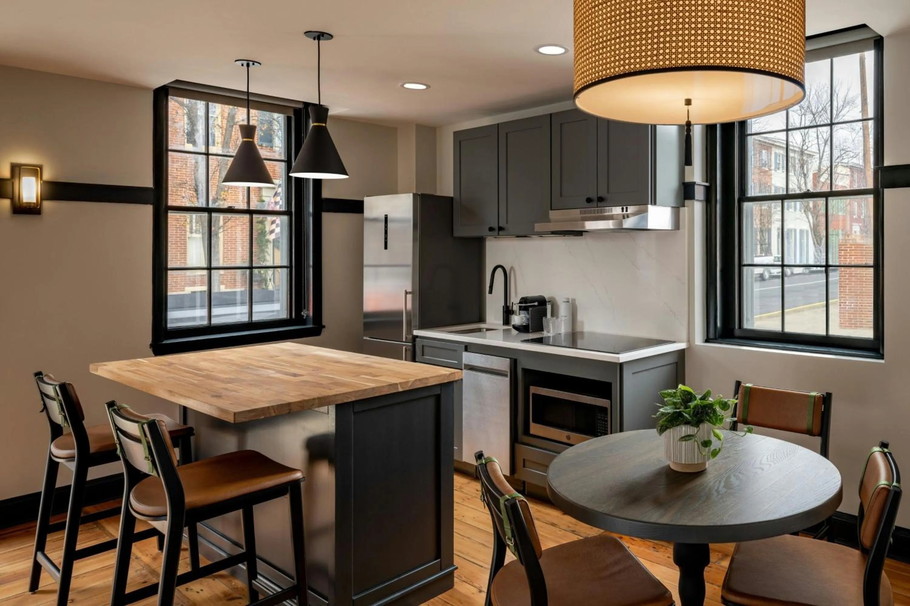 Kitchen or kitchenette in Visitation Hotel Fredrick, a Tribute Portfolio Hotel