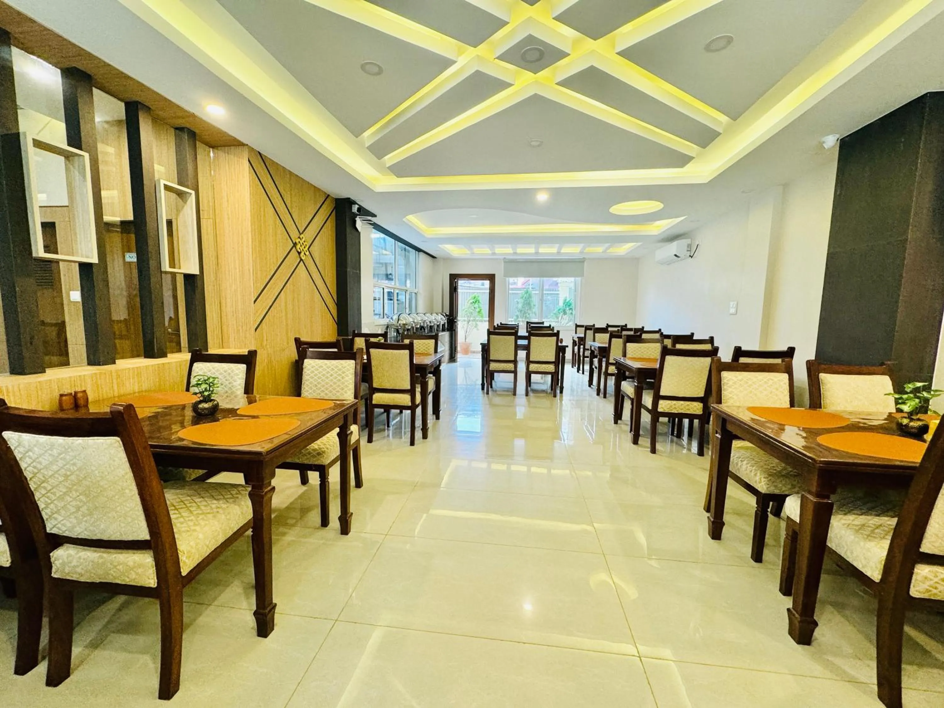 Restaurant/places to eat in Hotel Bayberry Kathmandu - Near Tribhuvan International Airport
