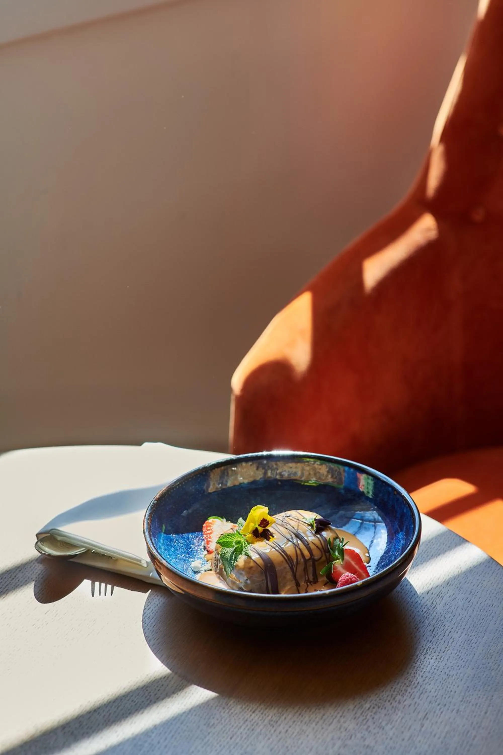 Food in The Level at Melia White House