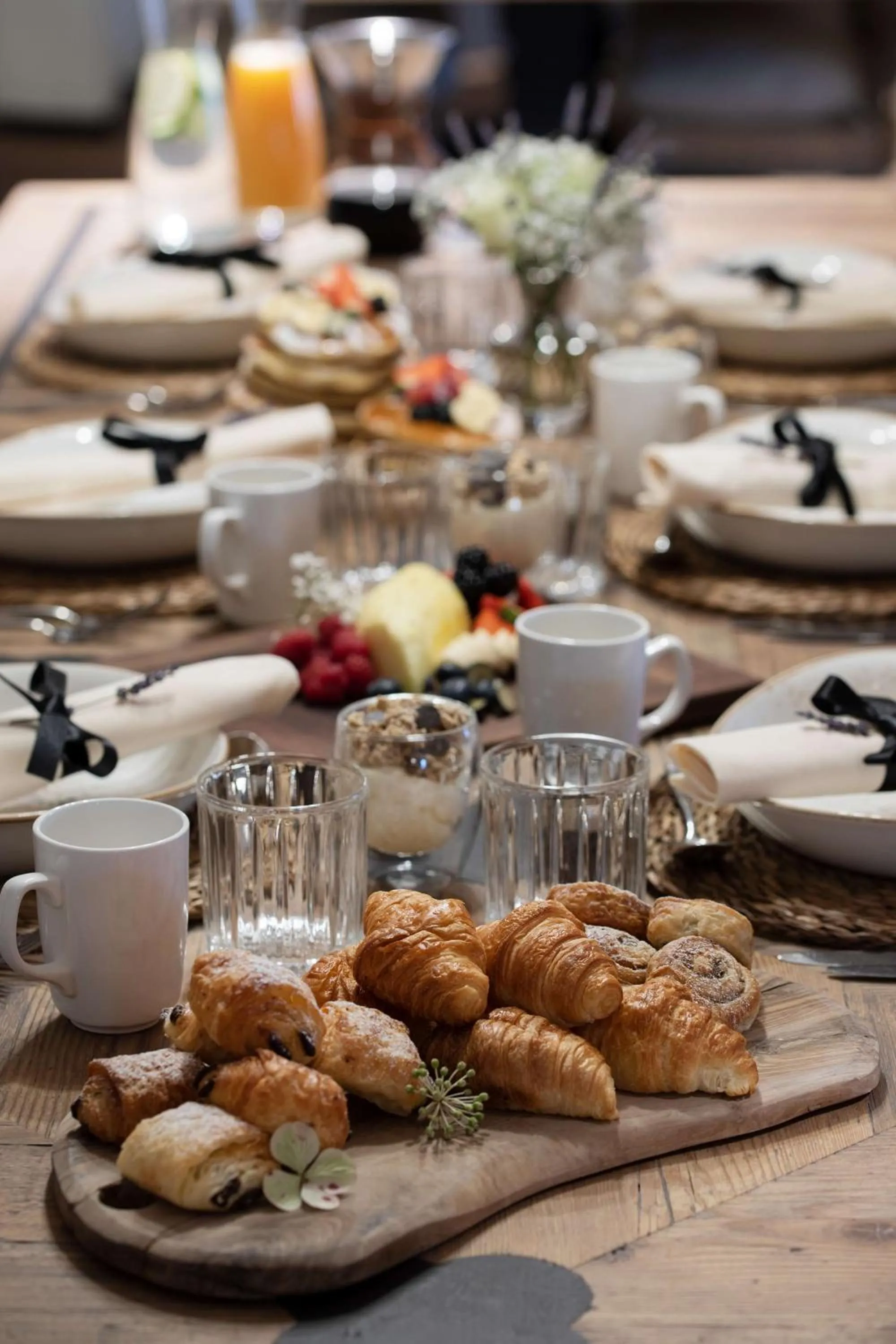 Photo of the whole room in The Level at Melia White House