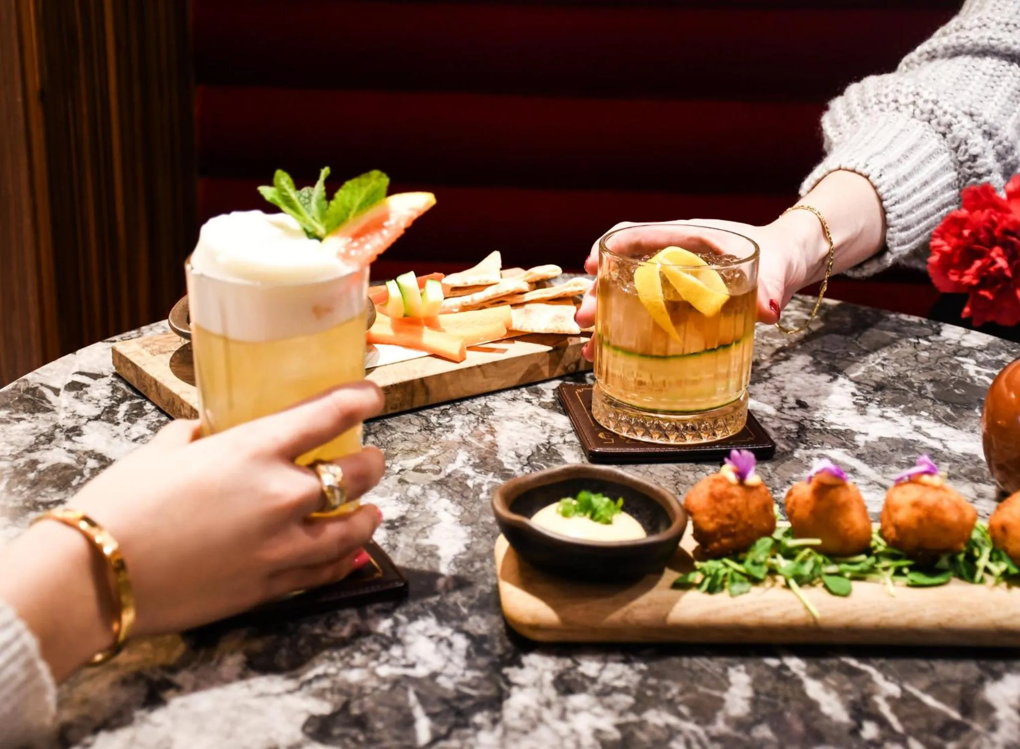 Food and drinks in The Level at Melia White House