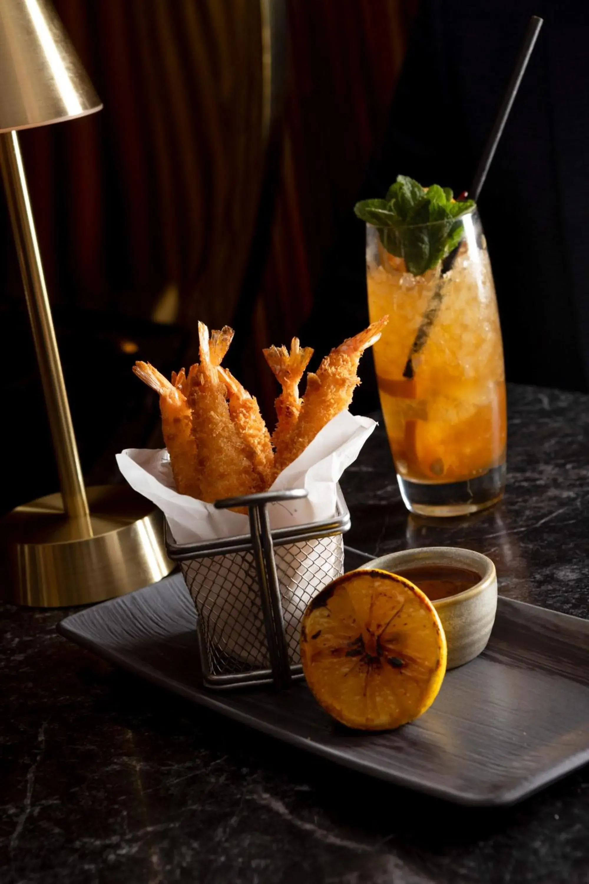 Food and drinks in The Level at Melia White House Food and drinks in The Level at Melia White House