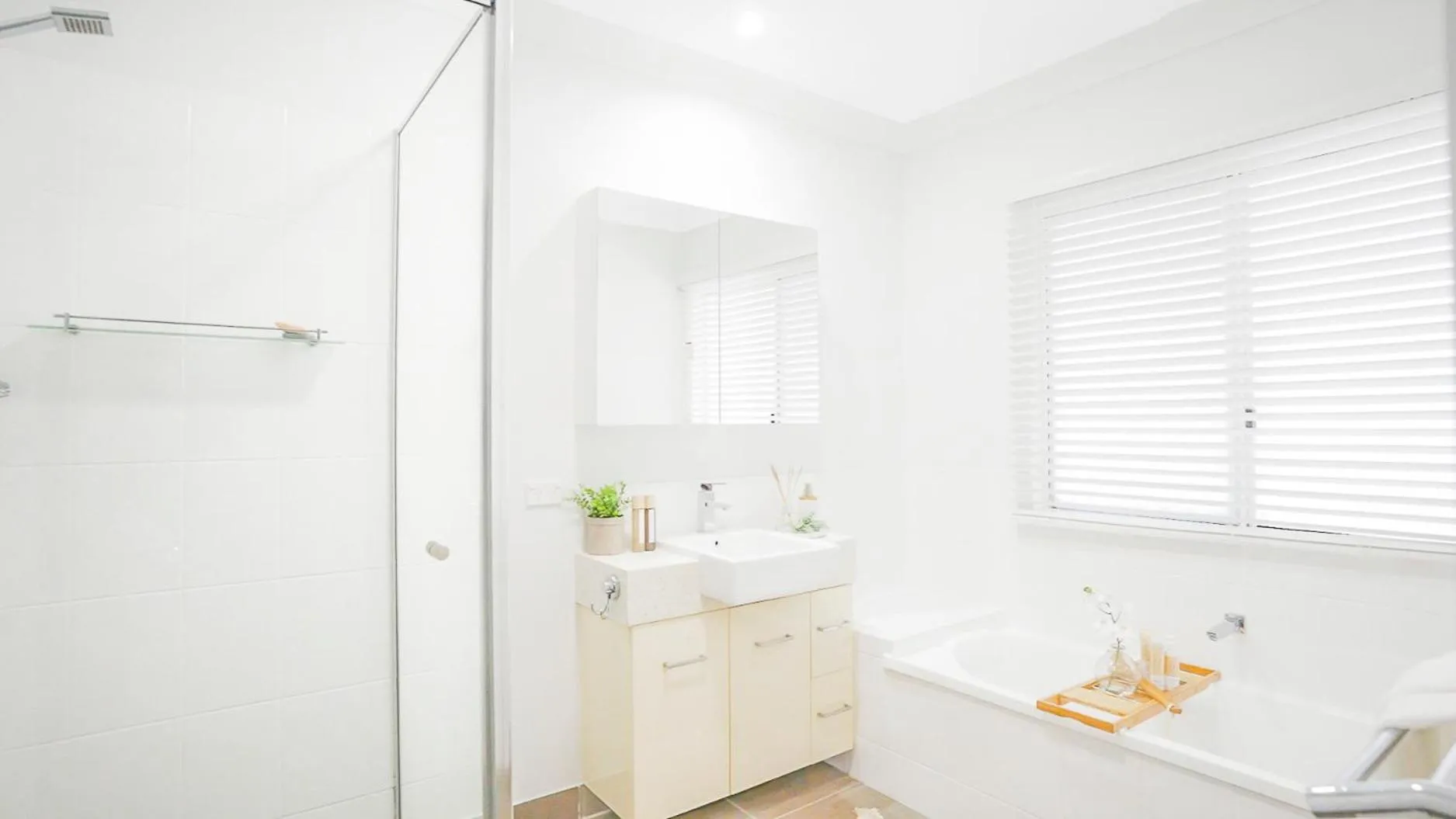 Palm Cove Studio Apartments