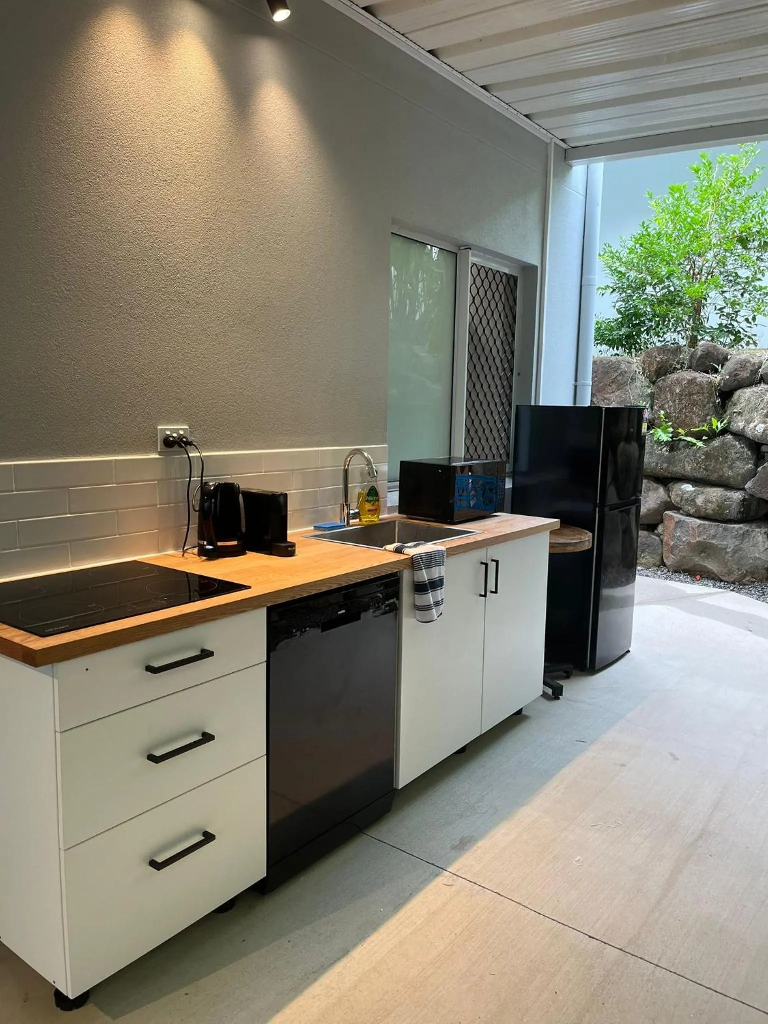 Palm Cove Studio Apartments