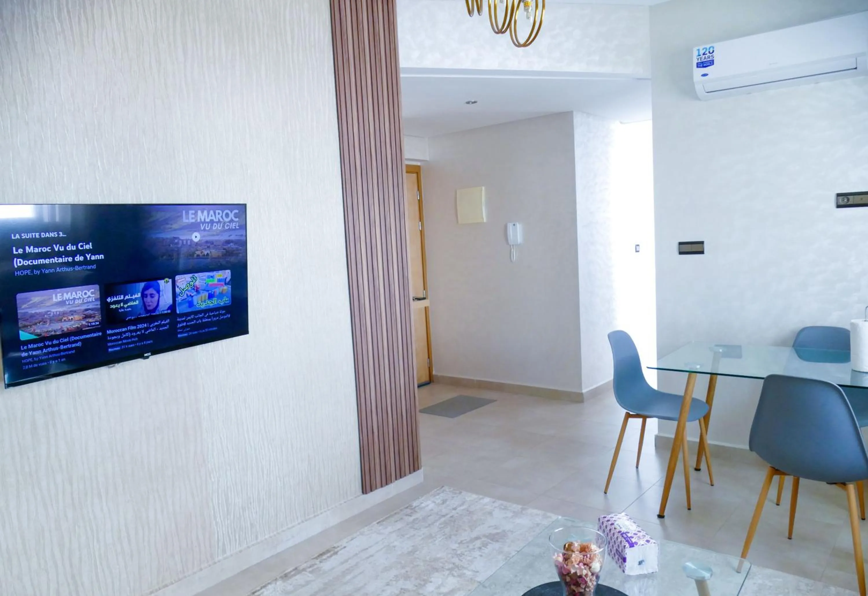 TV and multimedia in Appartement équipé Haut Standing à Hassan Rabat