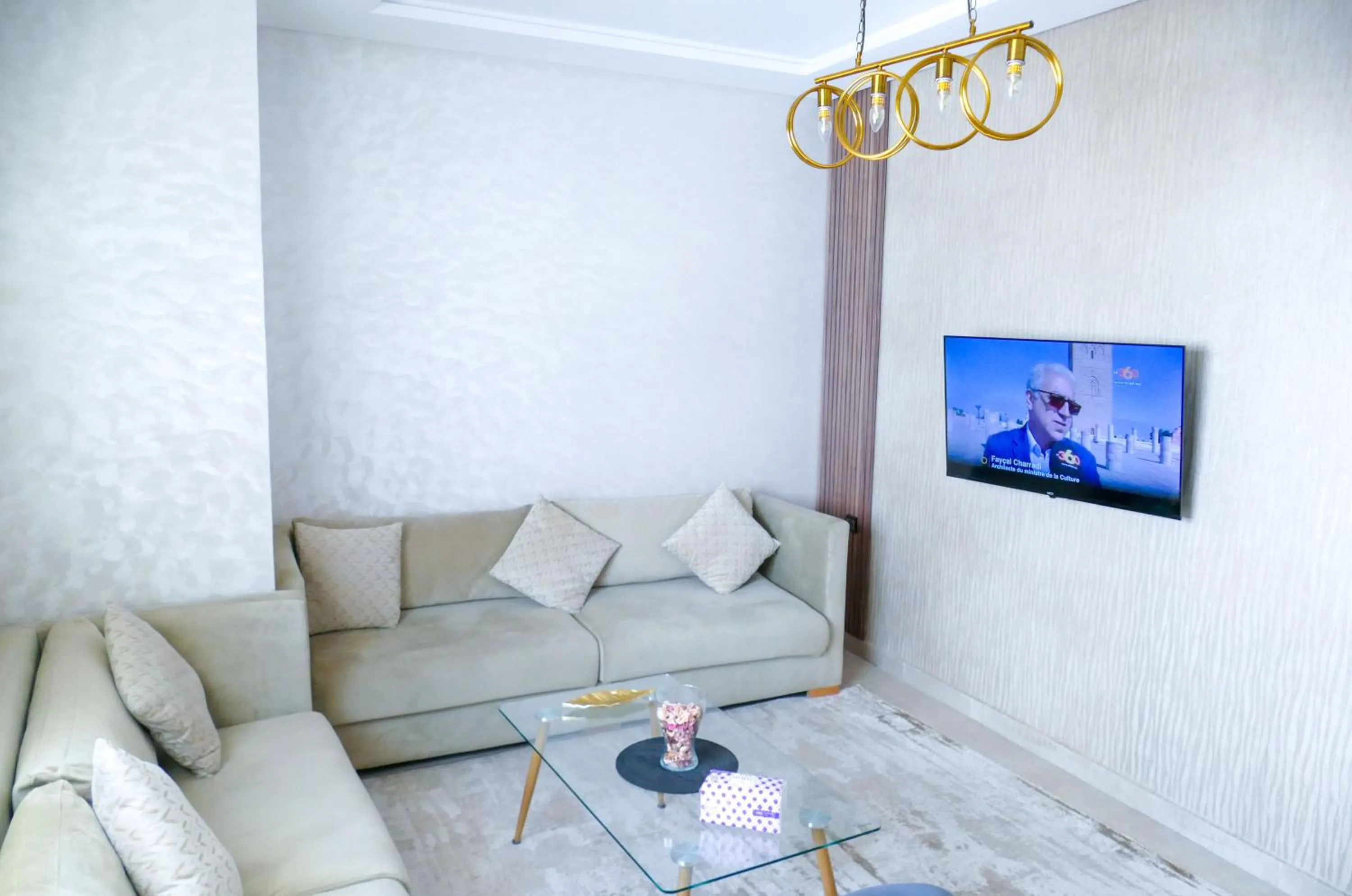 Communal lounge/ TV room in Appartement équipé Haut Standing à Hassan Rabat