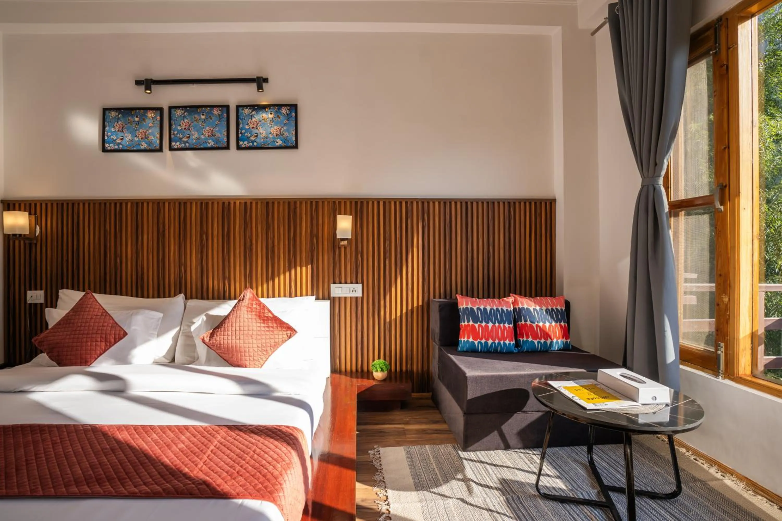 Photo of the whole room, Bed in Alt Life Manali, Old Manali